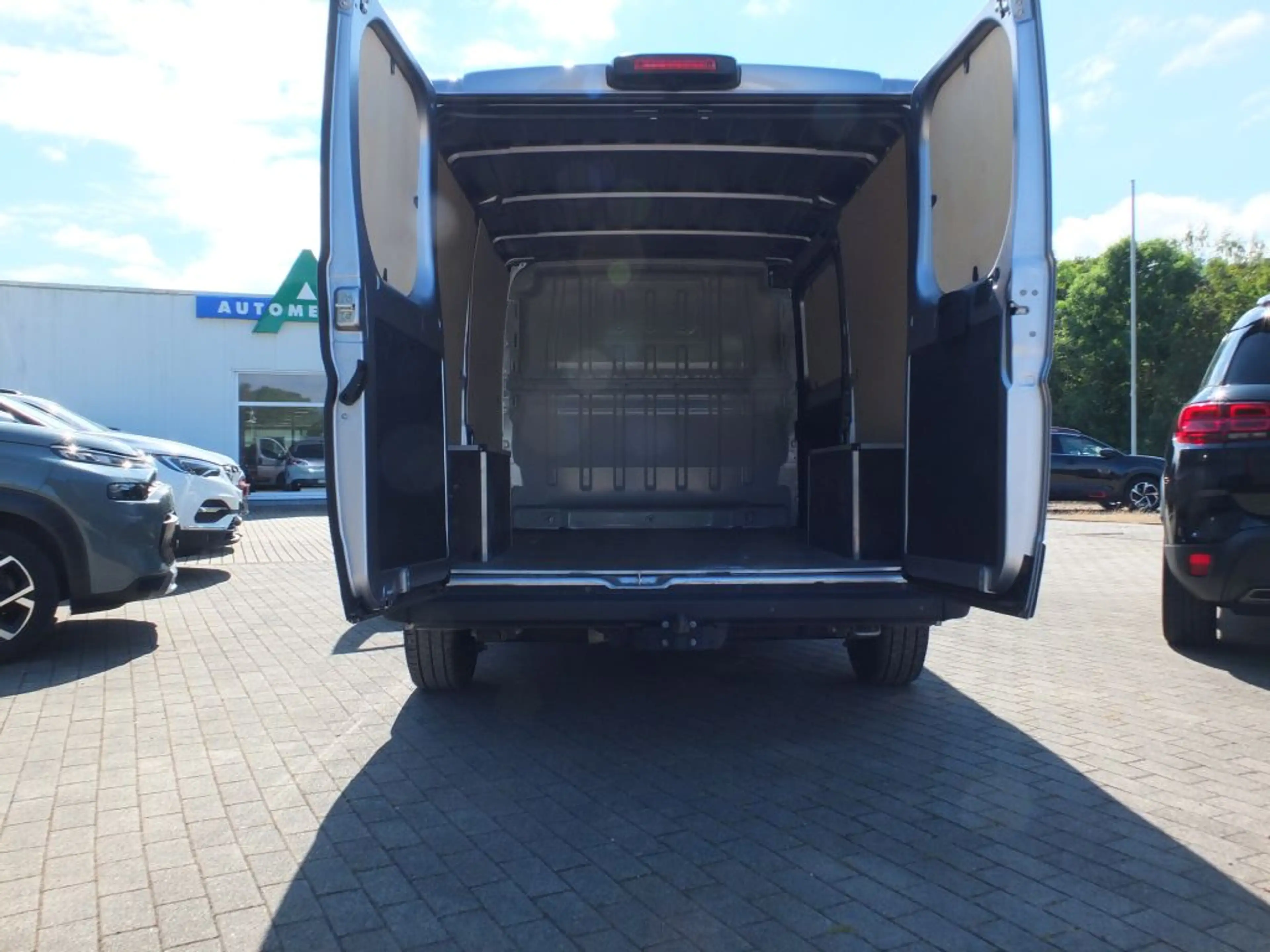 Citroen Jumper 2.2 BlueHDi 140 L2H1 — photo 10