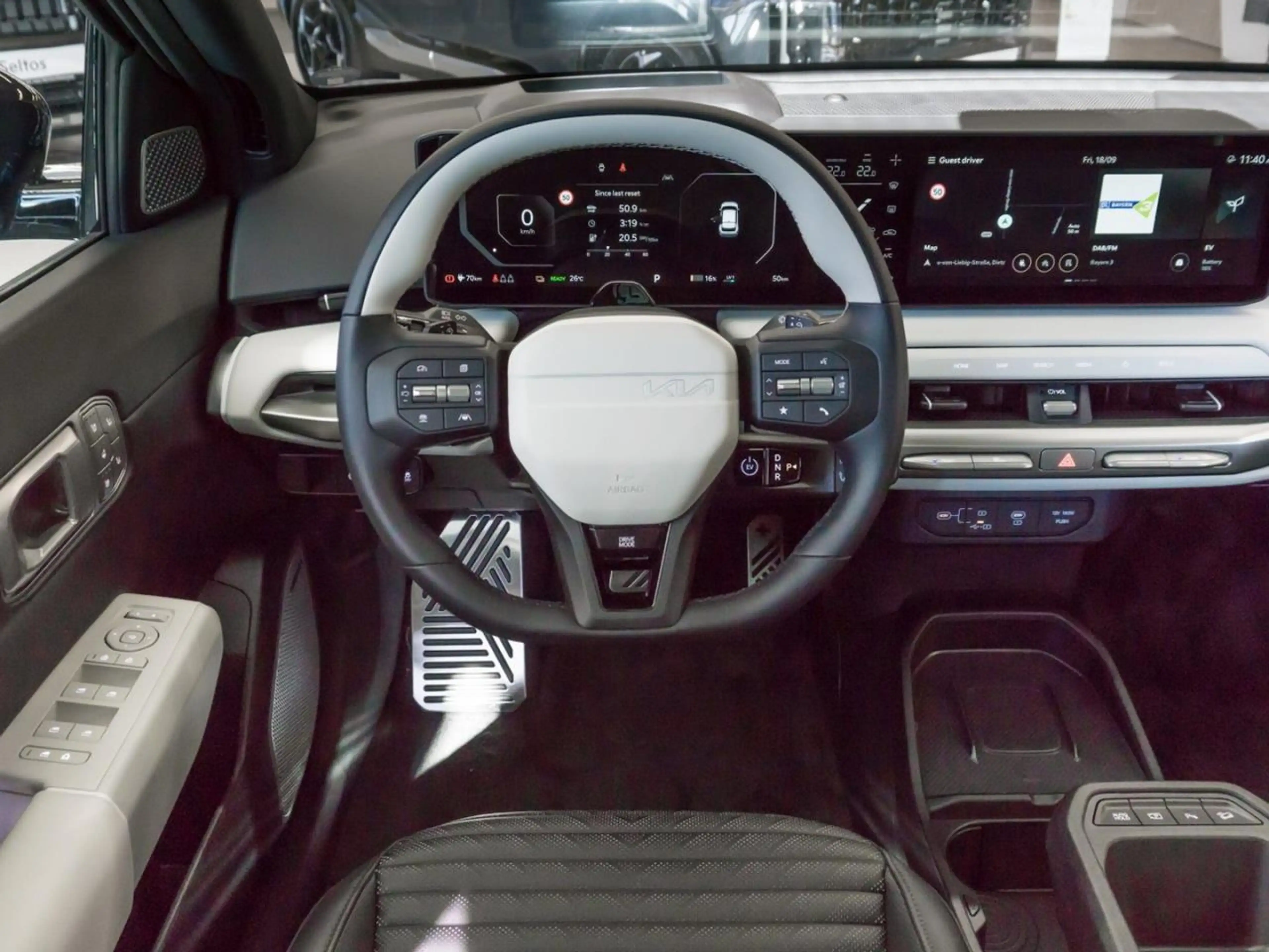 Kia EV4 81 kWh GT-Line HeadUp ACC Harman/Kardon 360° — photo 9