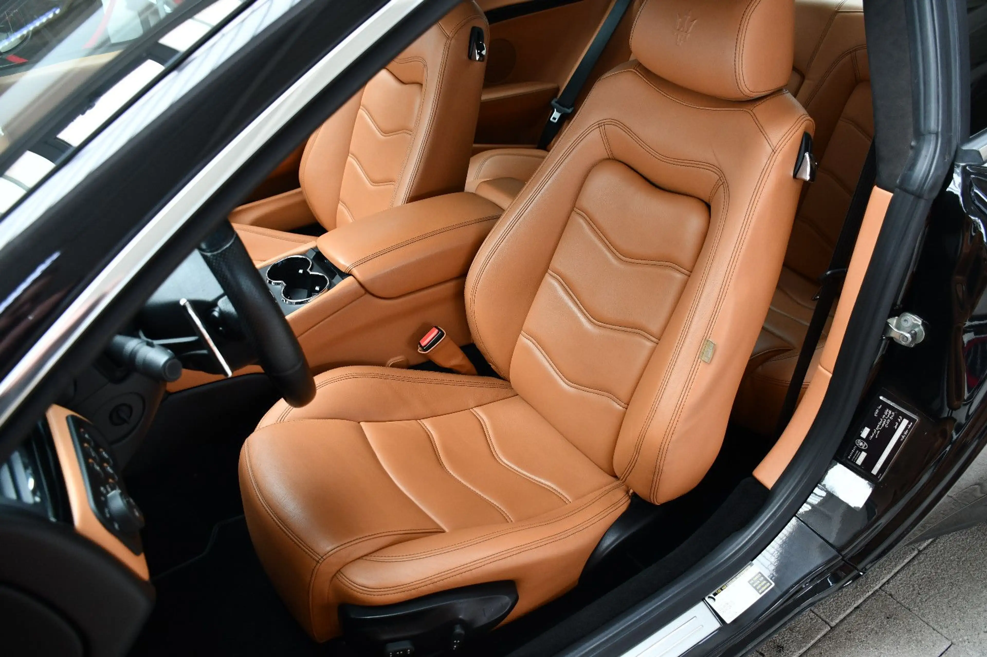 Maserati GranTurismo 4.2 V8 Aut. Alcantara Dachhimmel — photo 9