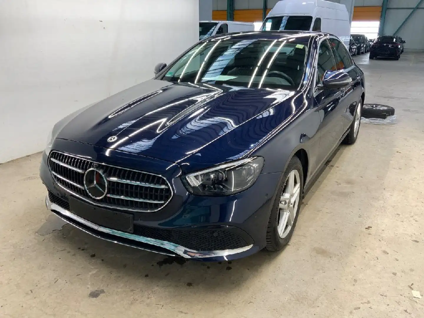 Mercedes-Benz E 220 d 9G HUD/GLASDACH/360°/DISTRONIC/BURMESTER Bleu - 1