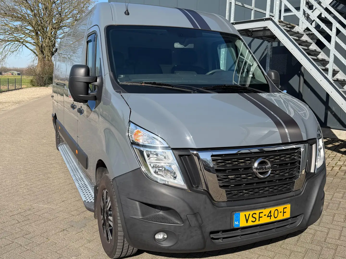 Nissan NV400 NV400 2.3 dCi L3H2 Acenta Grau - 2