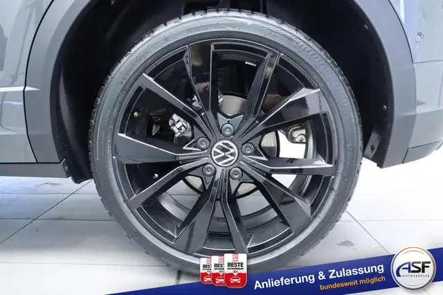 Volkswagen T-Roc view 29