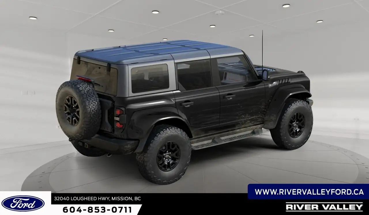 Ford Bronco photo Ford Bronco
