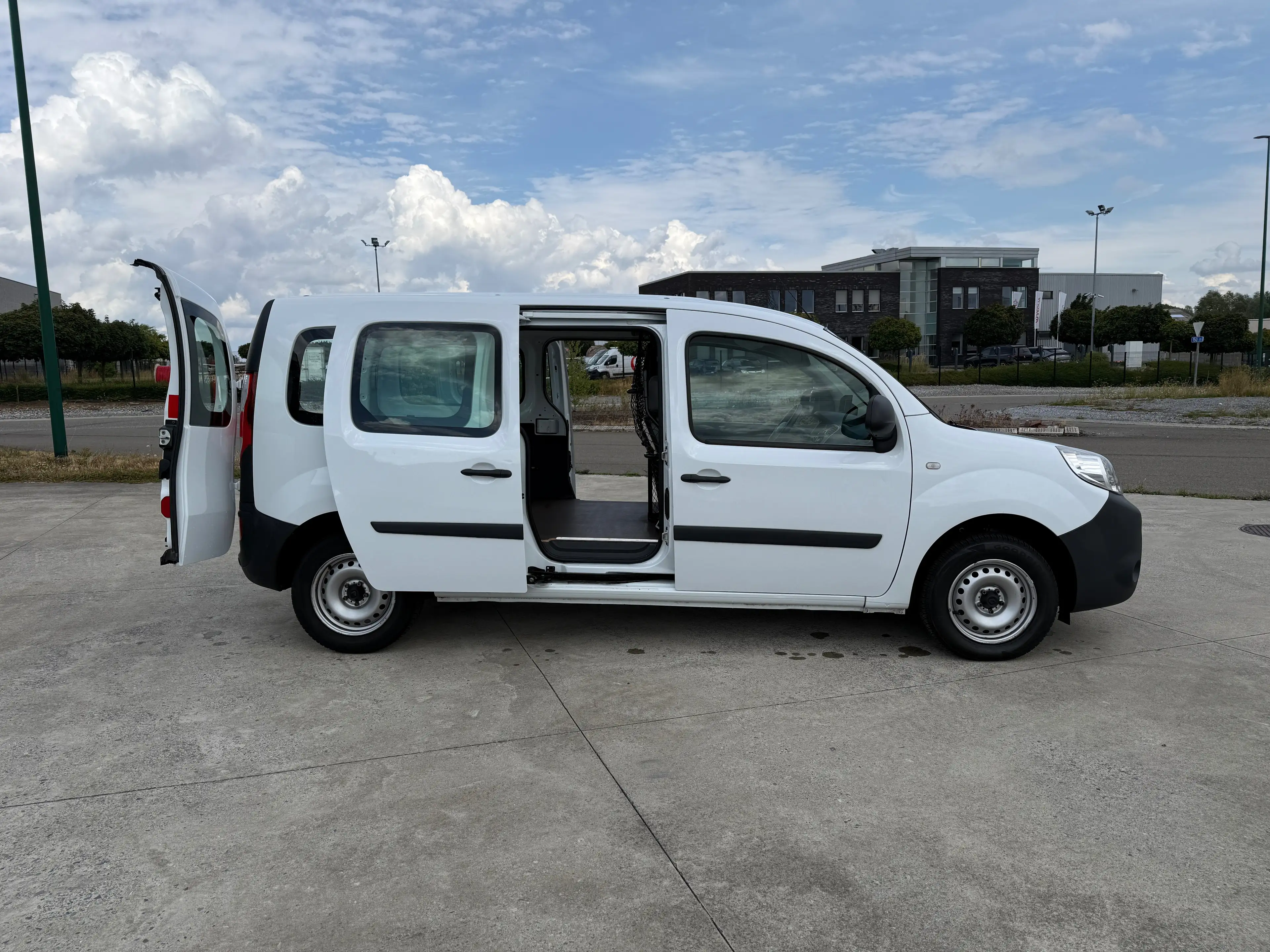 Renault Kangoo Kangoo Express 1.5 dCi Grand Confort FAP — photo 15