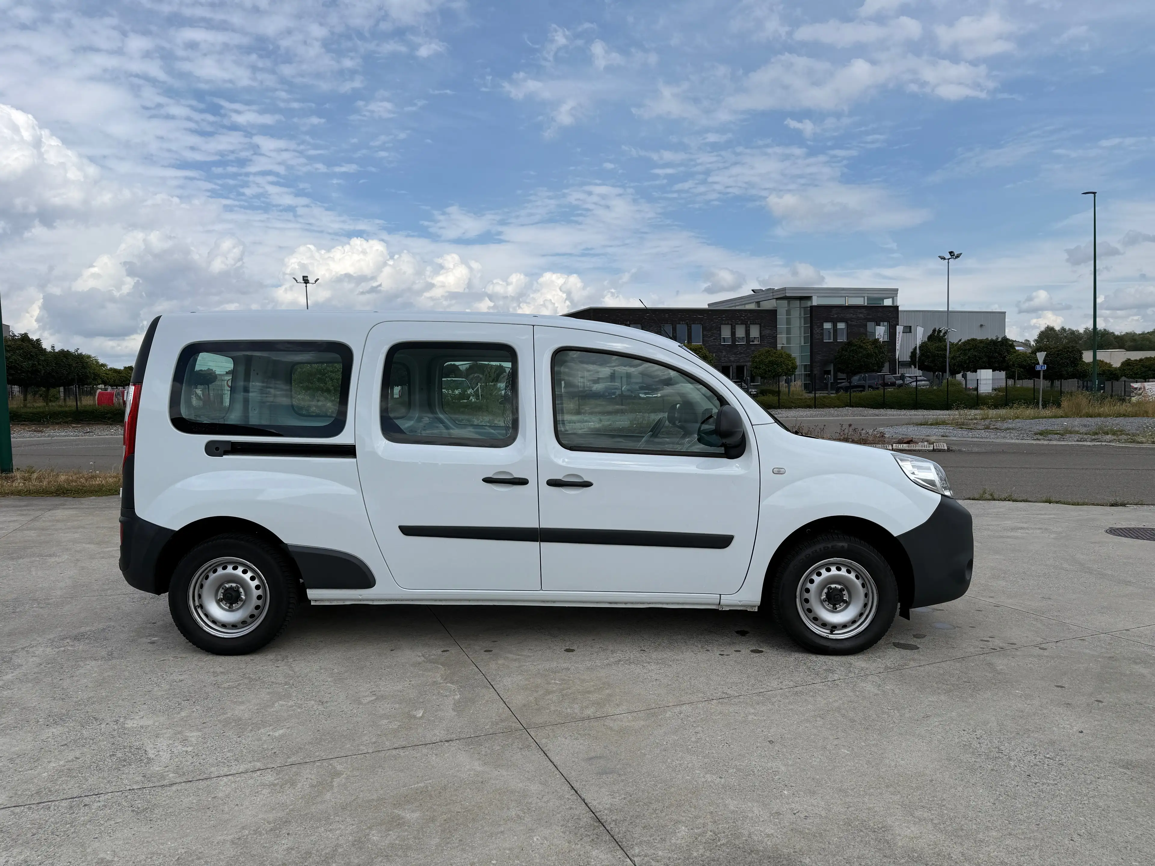 Renault Kangoo Kangoo Express 1.5 dCi Grand Confort FAP — photo 4