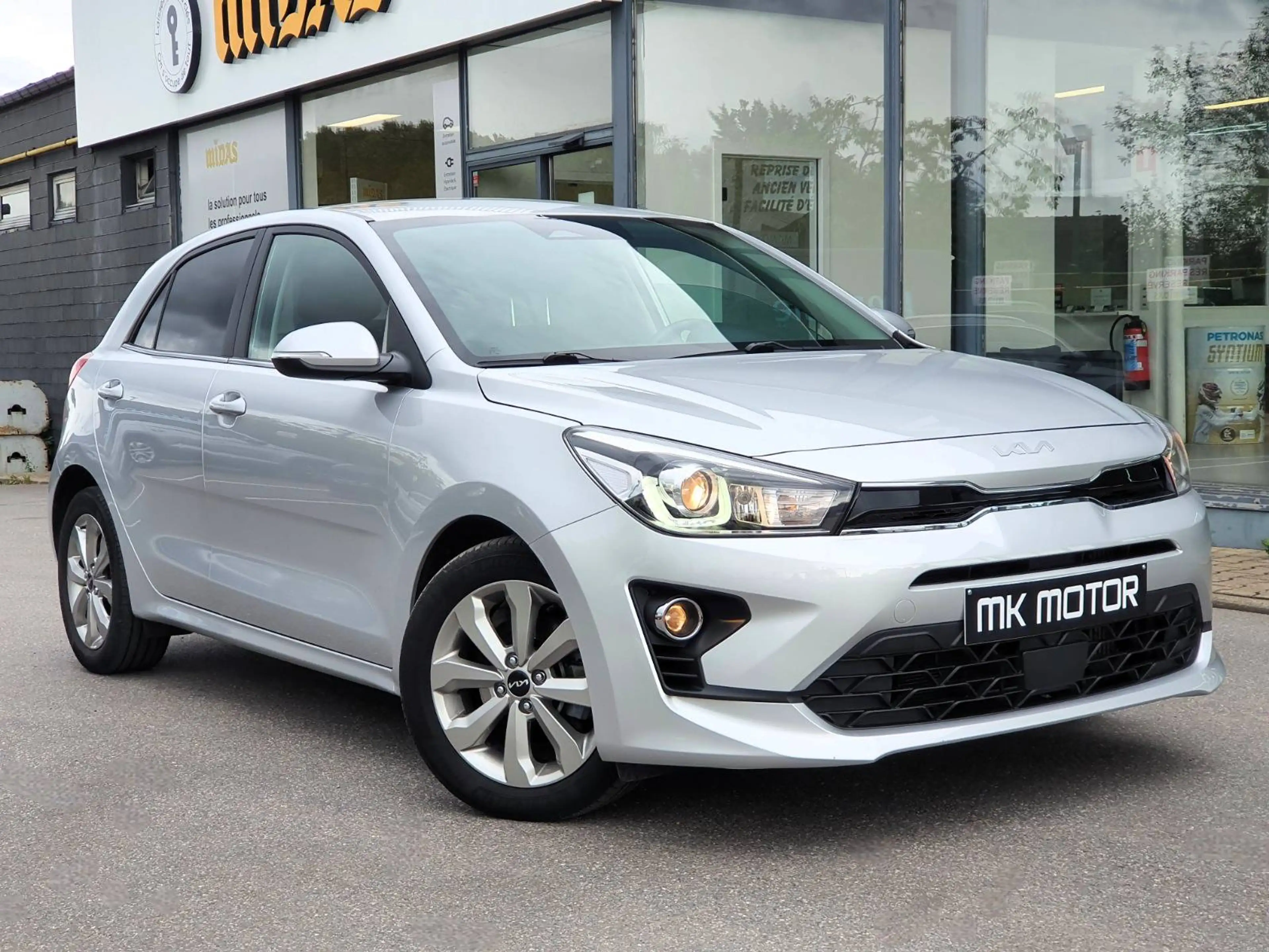 Kia Rio 🟢1.0 ESSENCE 101CV - CAMERA - GPS - CRUISE — photo 2