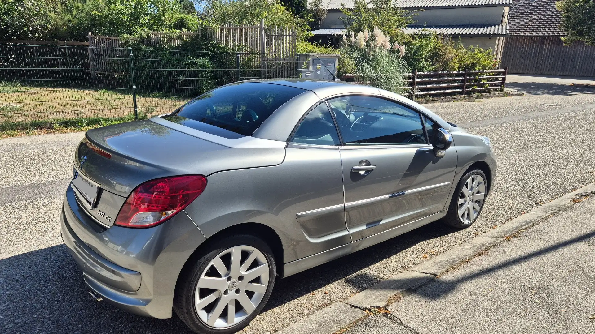 Peugeot 207 CC Active 1,6 VTi 16V - 2