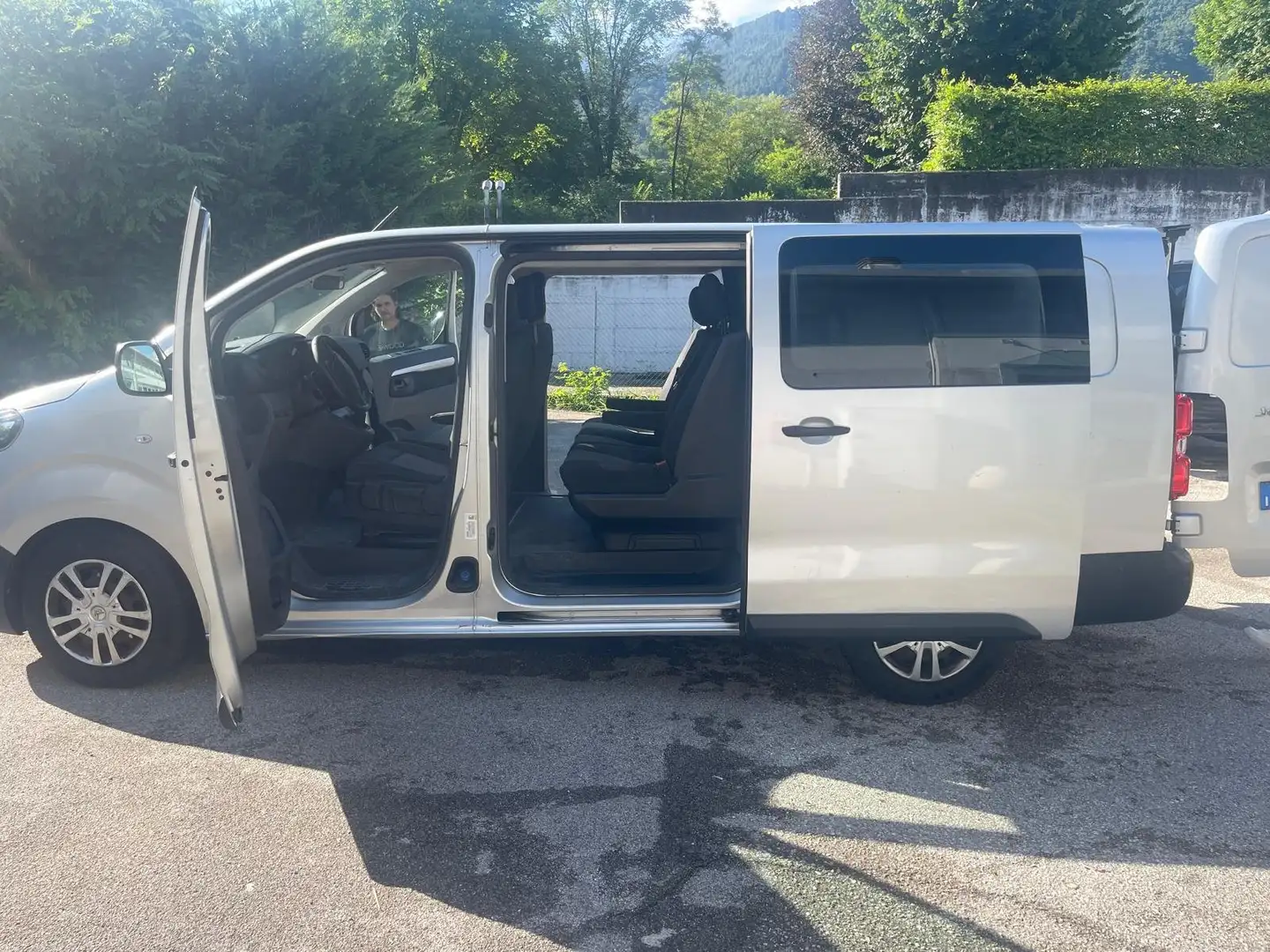 Citroen Jumpy BlueHDi 120S&S PL-SL-TN-DC Furgone XL Comfort Plus Grigio - 2