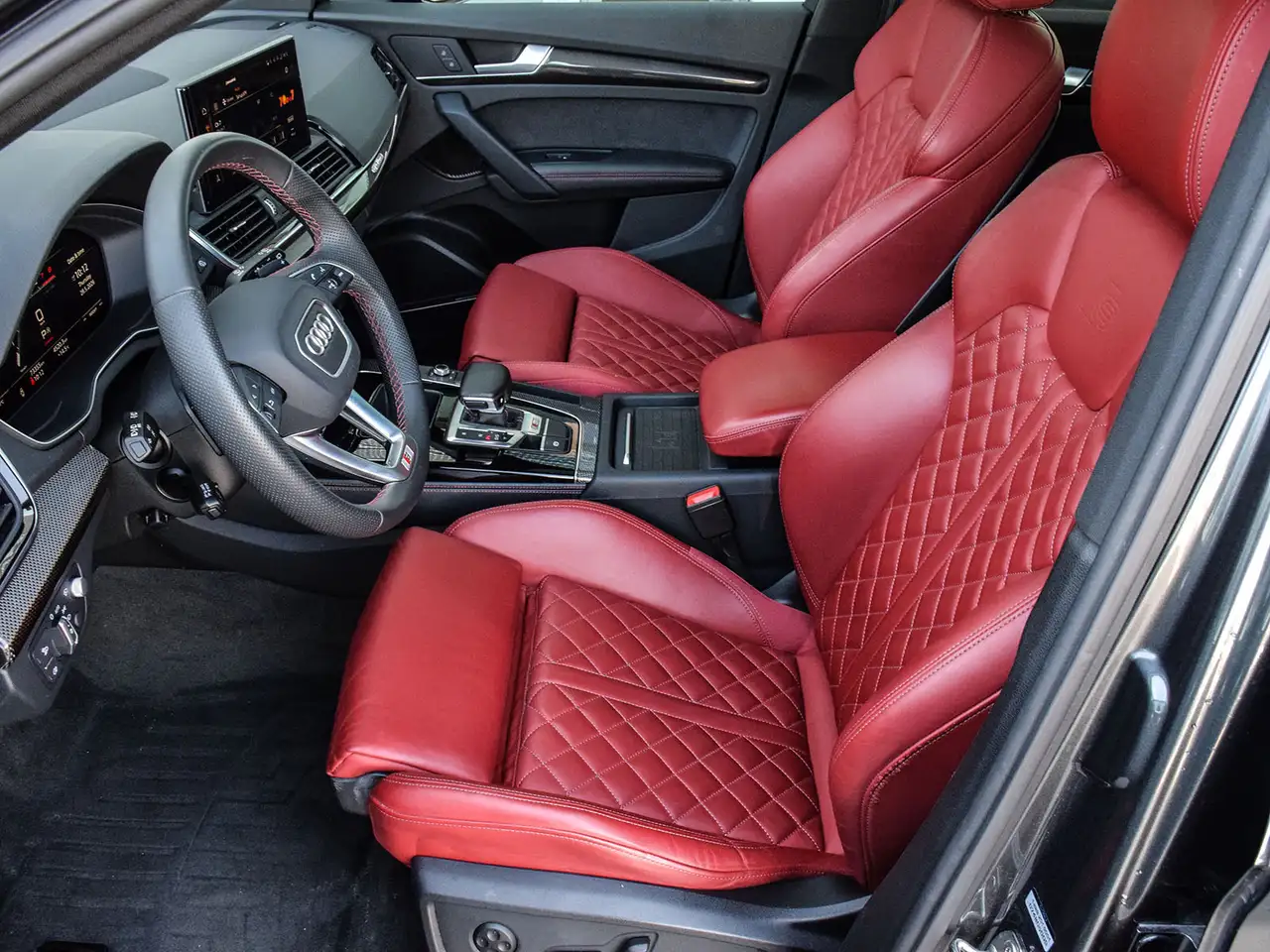 Audi SQ5 снимка Audi SQ5