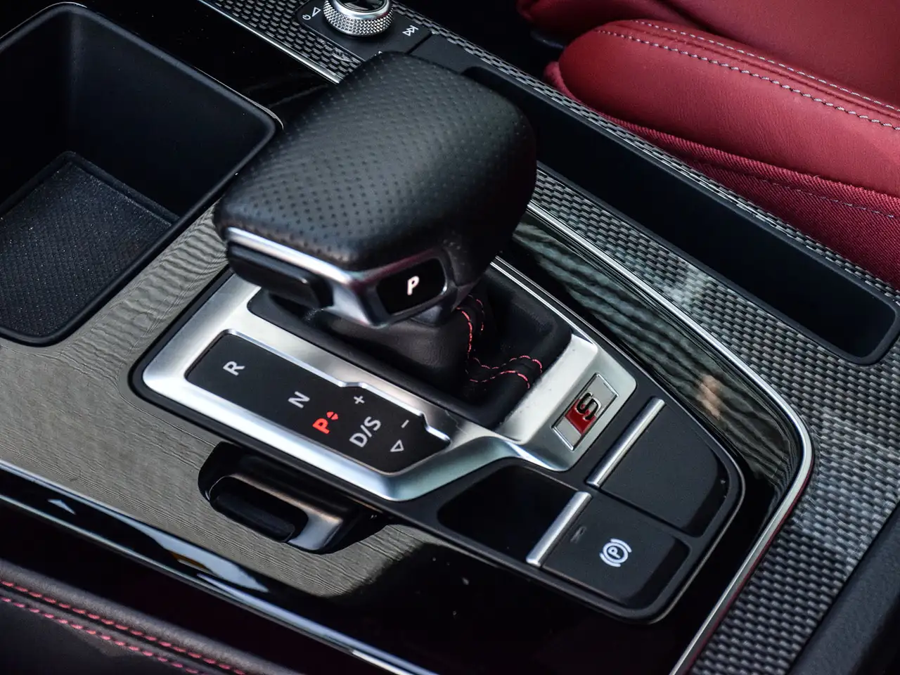 Audi SQ5 снимка Audi SQ5