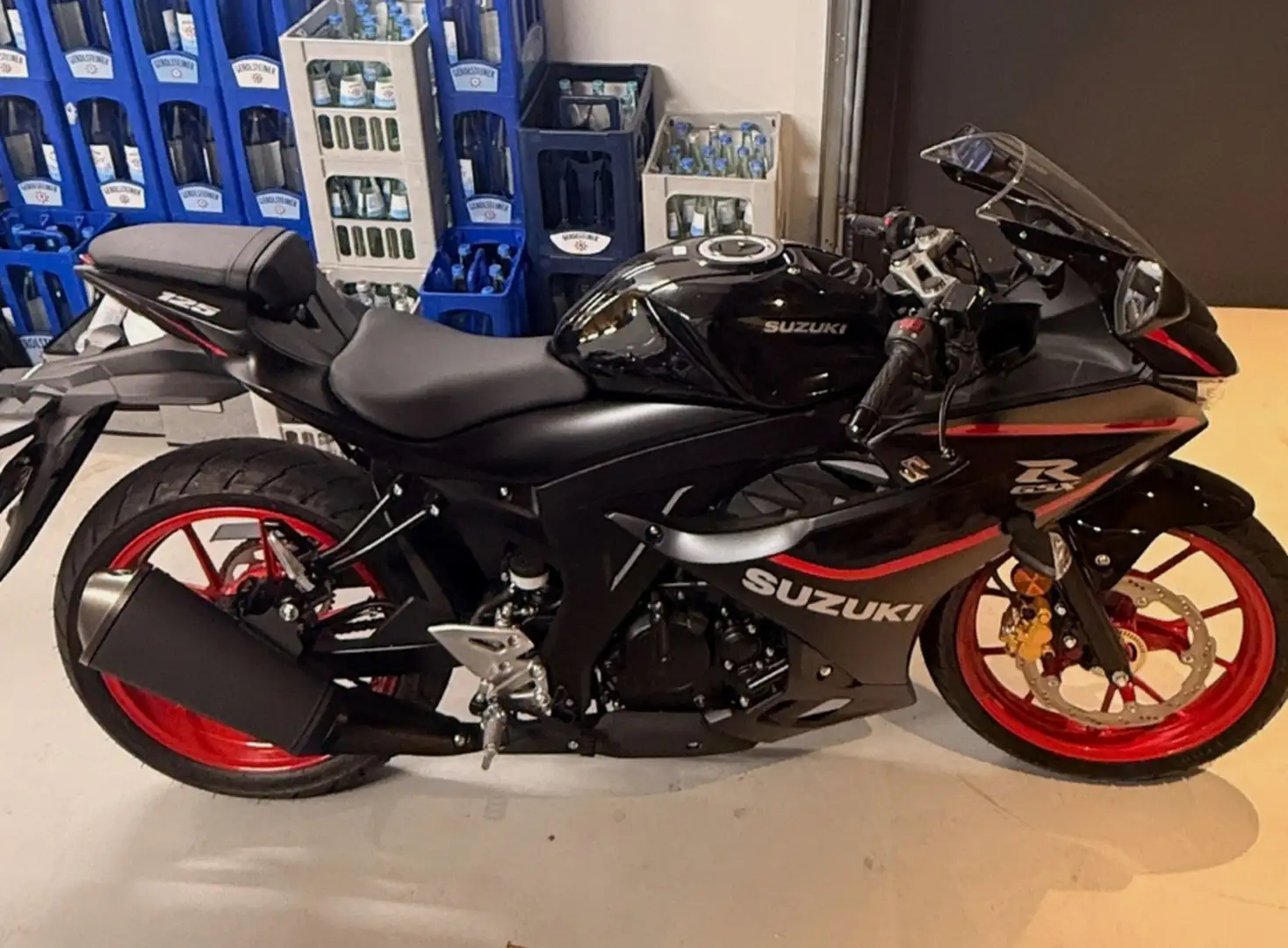 Suzuki GSX-R 125 Negro - 2