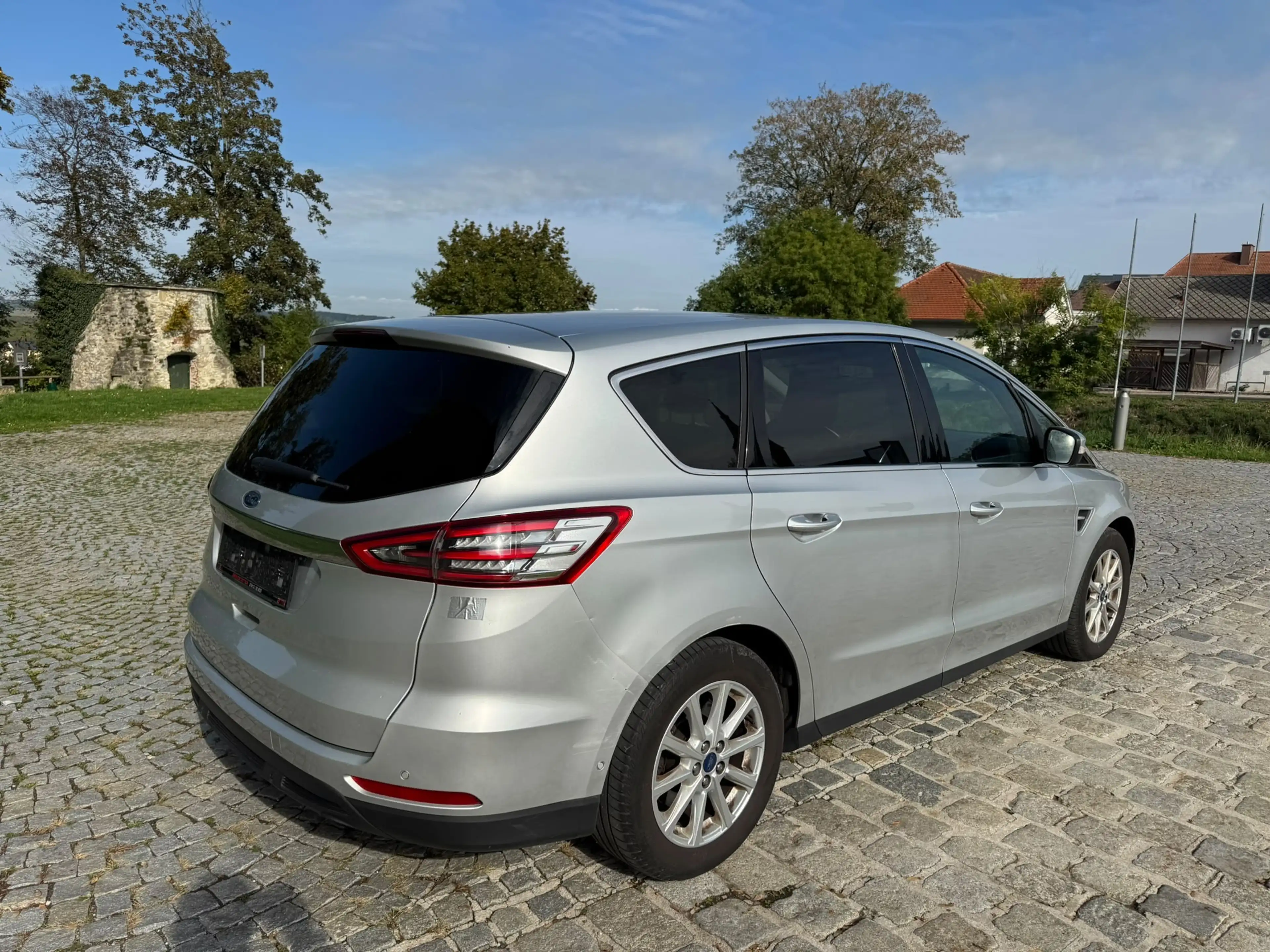 Ford S-Max Titanium — photo 3