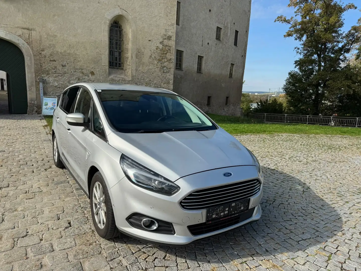 Ford S-Max Titanium Grau - 2