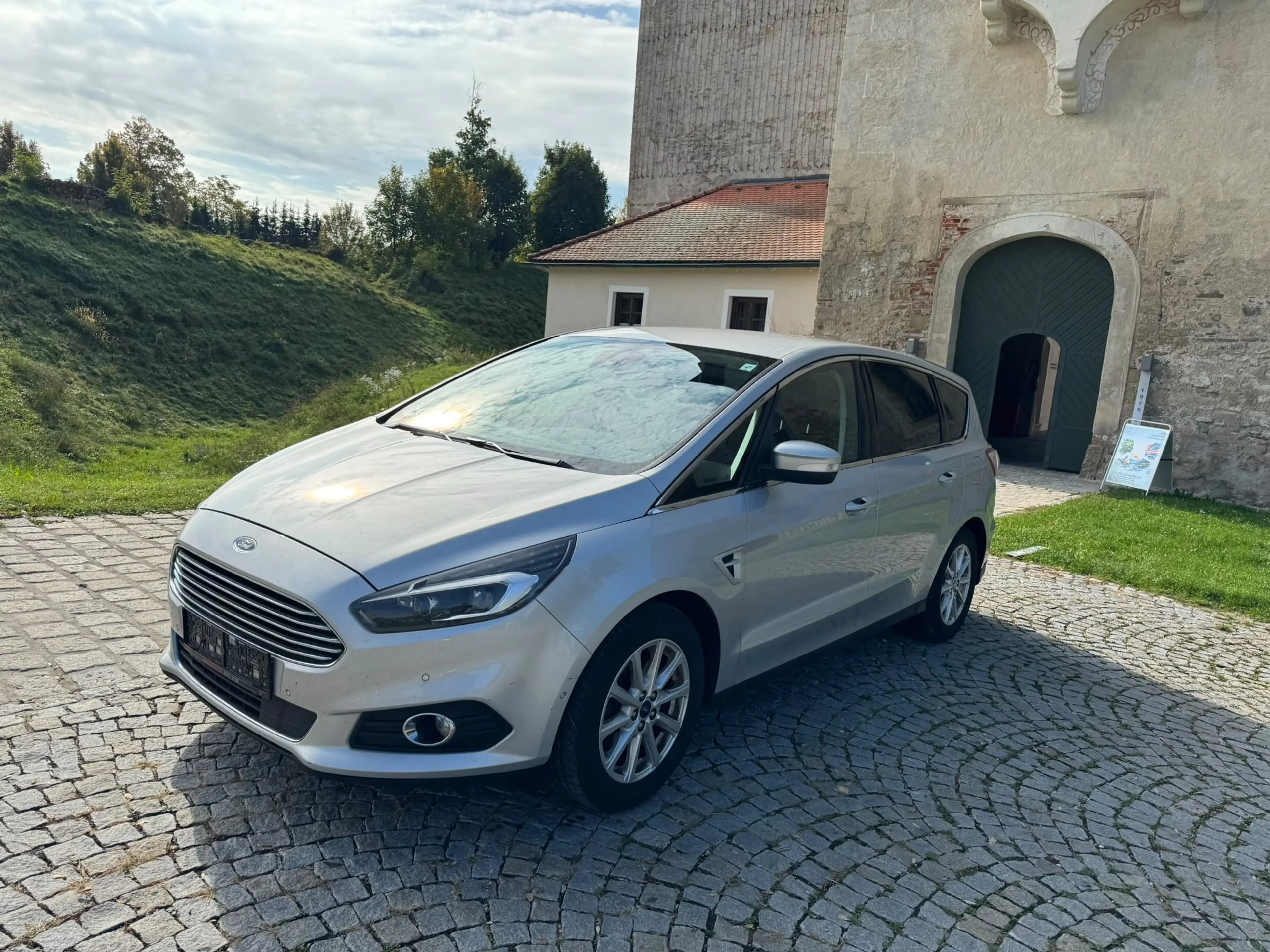 Ford S-Max Titanium — photo 5