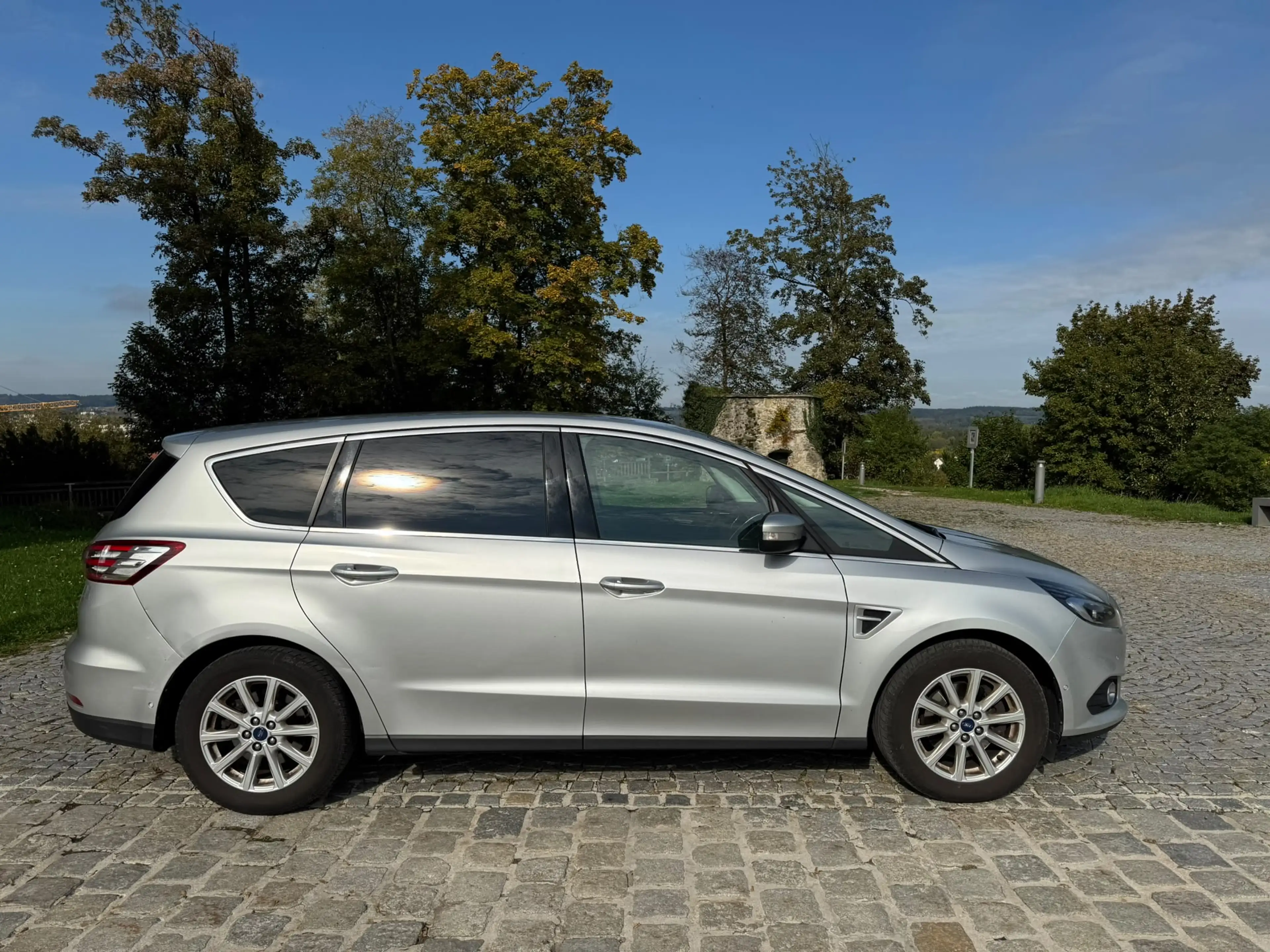 Ford S-Max Titanium — photo 9