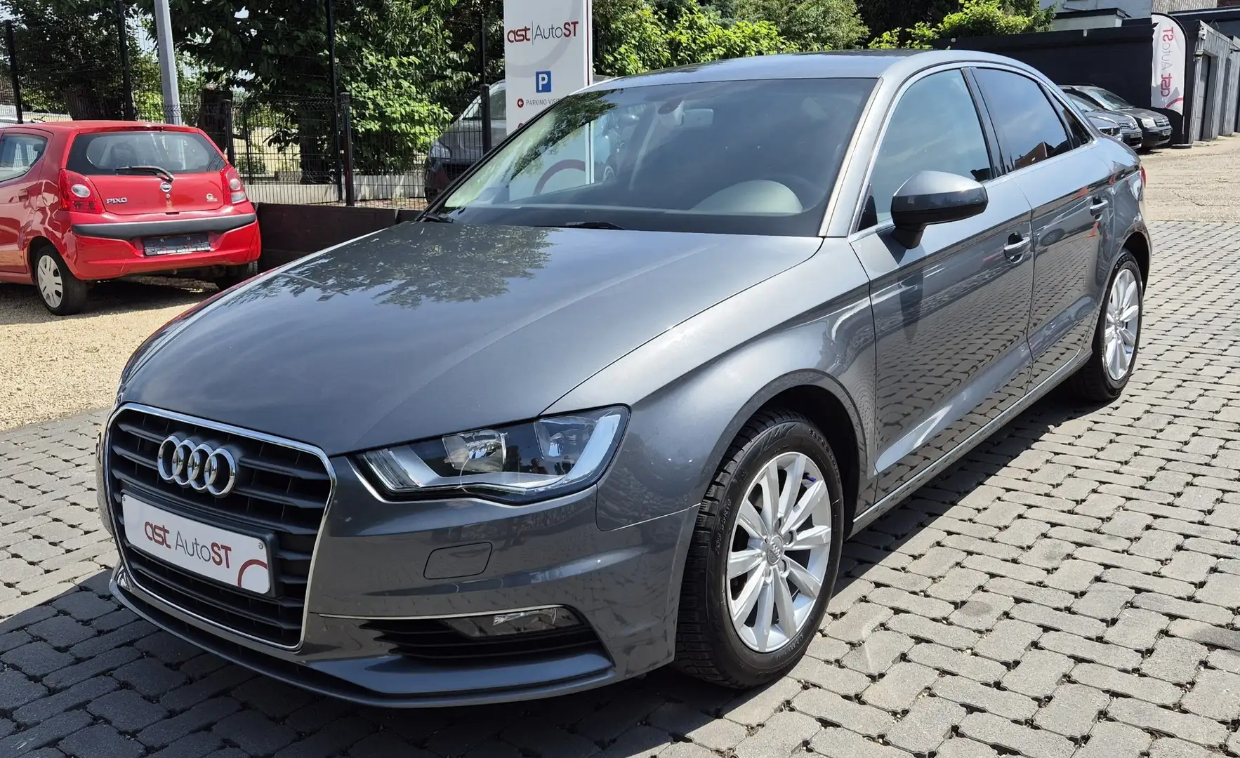Audi A3 1.6 TDi EURO6B / GARANTIE / CUIR / SIEGE CHAUFFANT - 1