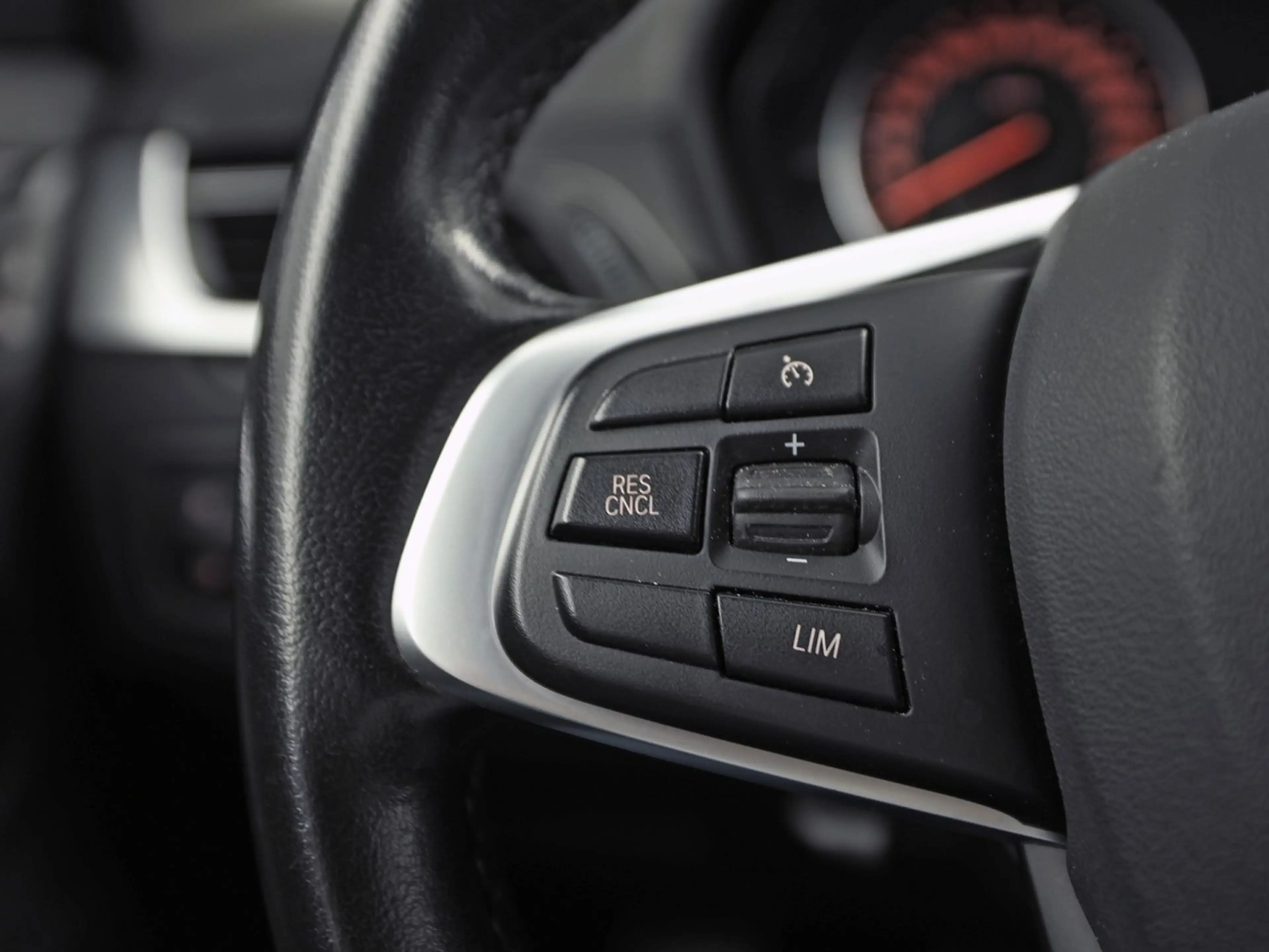 BMW X1 sDrive20i Executive 192Pk Automaat (NAVIGATIE, CLI — photo 17