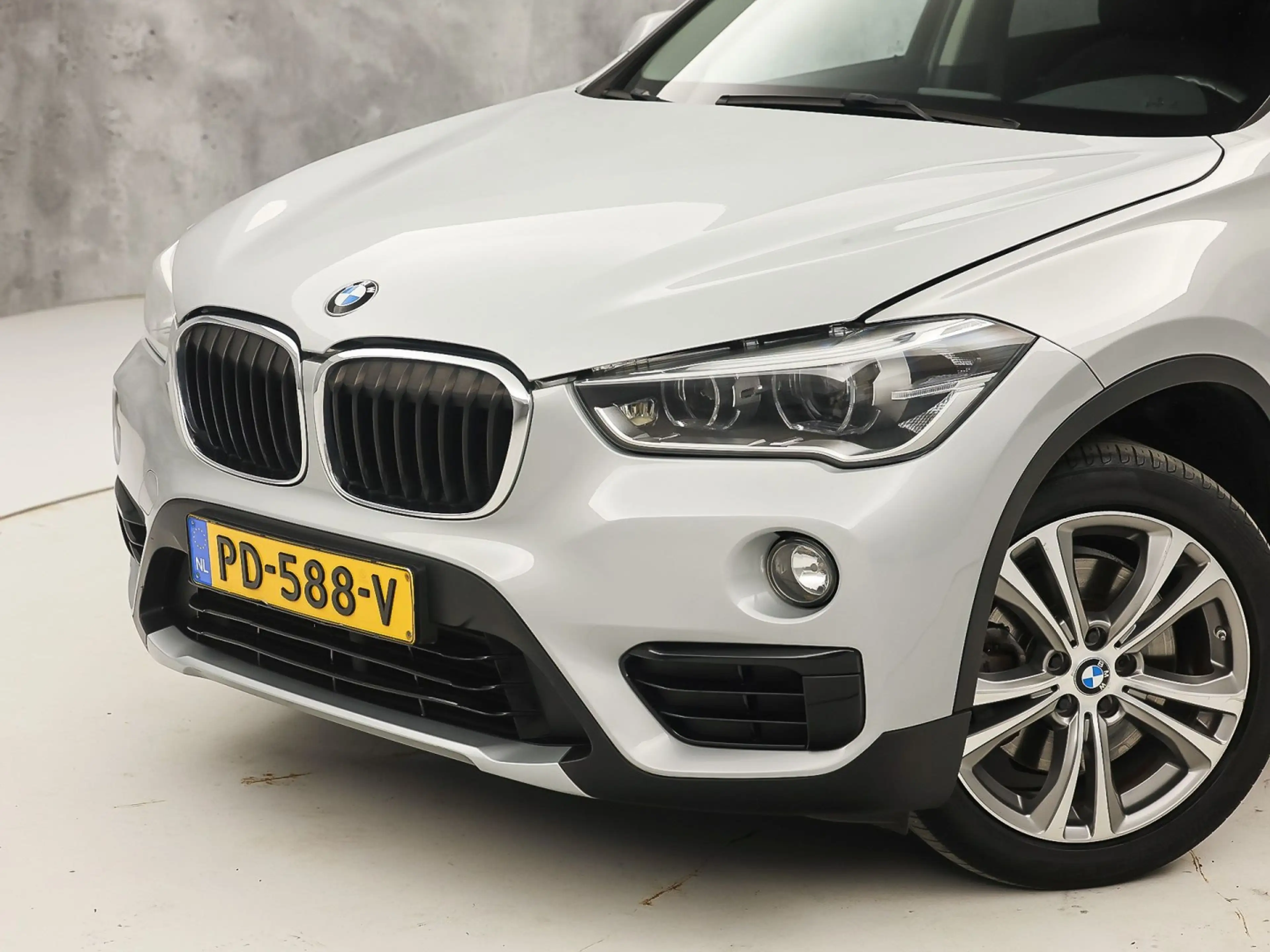BMW X1 sDrive20i Executive 192Pk Automaat (NAVIGATIE, CLI — photo 42