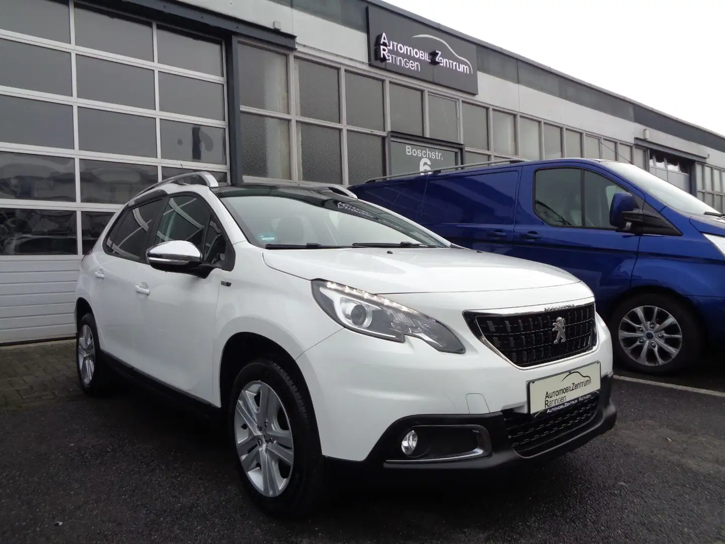 Peugeot 2008 Style*PANORAMA*KAMERA*8-FACH*KLIMAAUT*SHEFT Weiß - 1