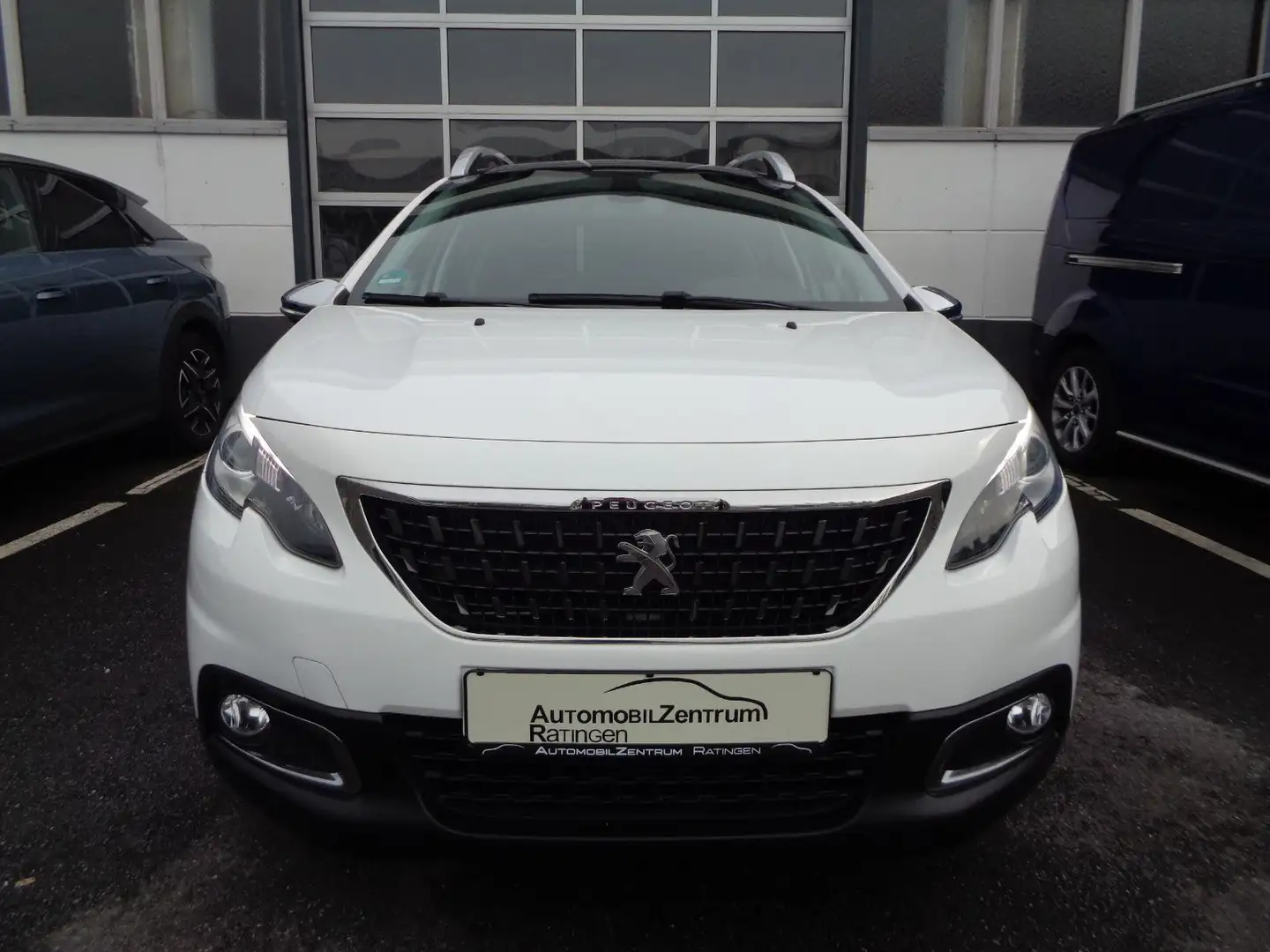 Peugeot 2008 Style*PANORAMA*KAMERA*8-FACH*KLIMAAUT*SHEFT Weiß - 2