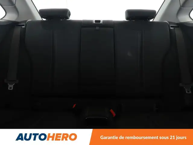 BMW 2 Series view 15