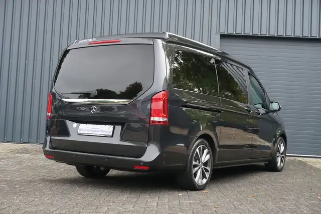 Mercedes-Benz V-Class view 6