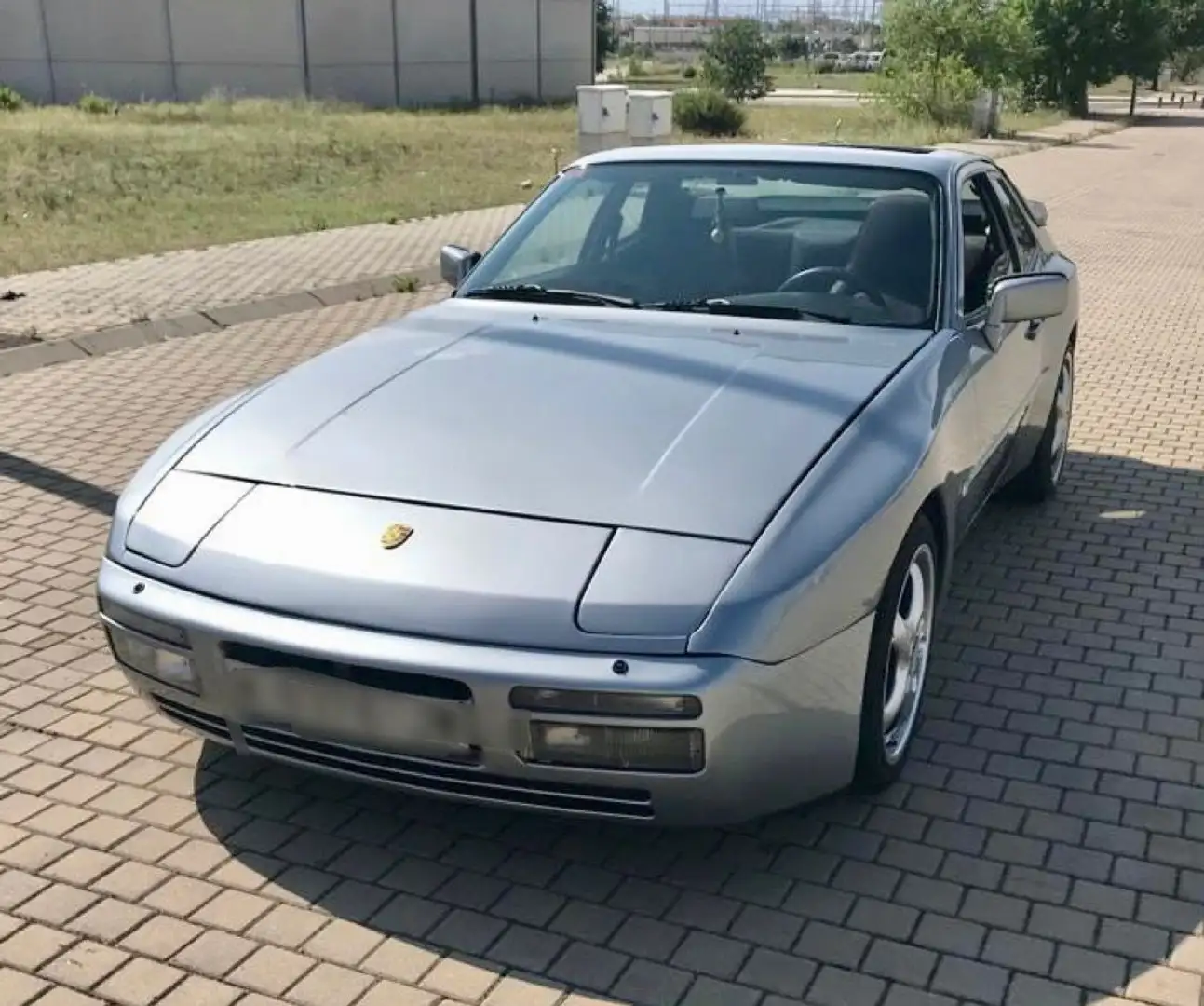 Porsche 944 2.5 Turbo Plateado - 2