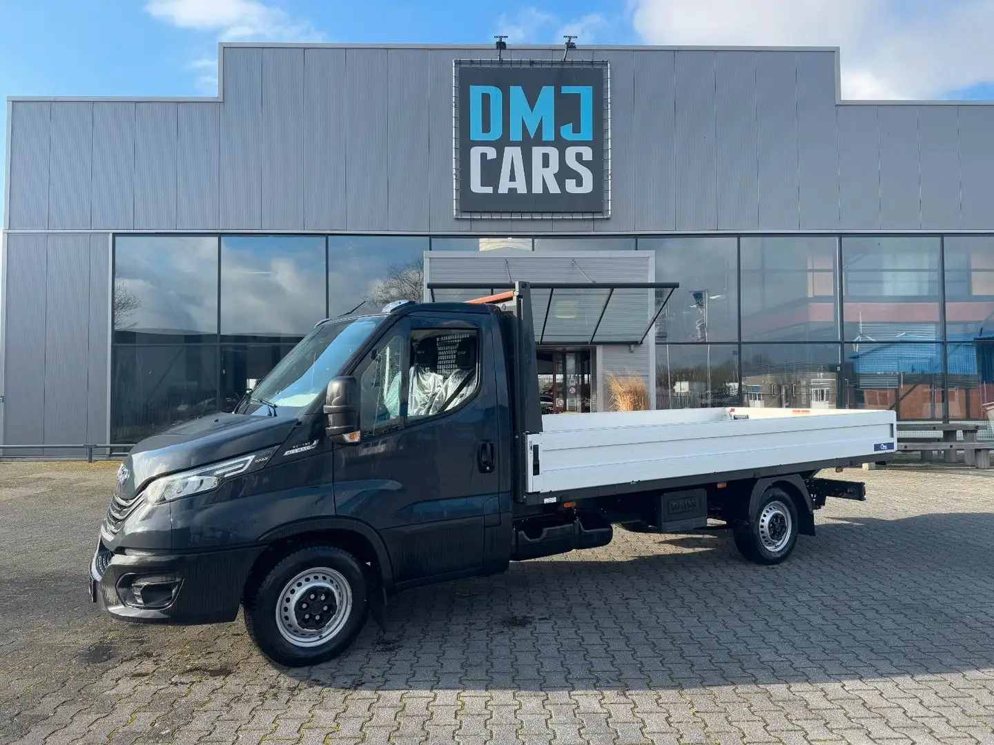 Iveco 35S18 180PS Aut. Pritsche Luftfederung,Navi NEU Grau - 1