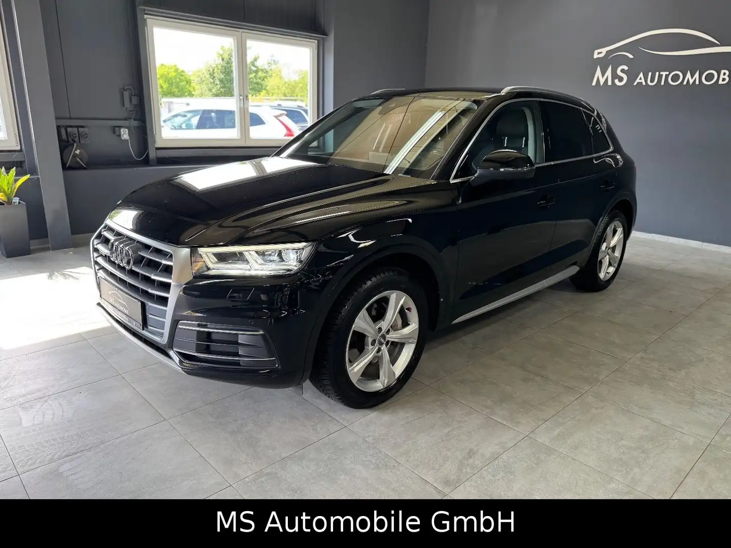 Audi Q5 quattro Sport 40 TDI Virtual Cockpit / AHK/ Noir - 2