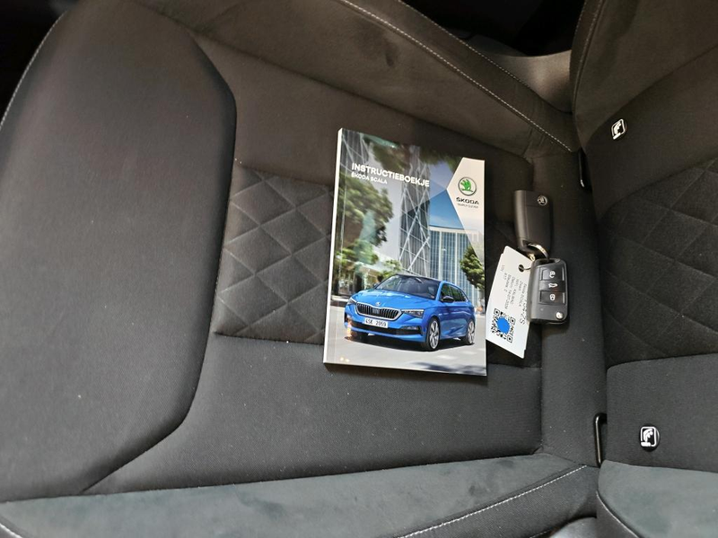 Skoda Scala 1.0 TSI Sport Business / Panorama dak / Navigatie — photo 14