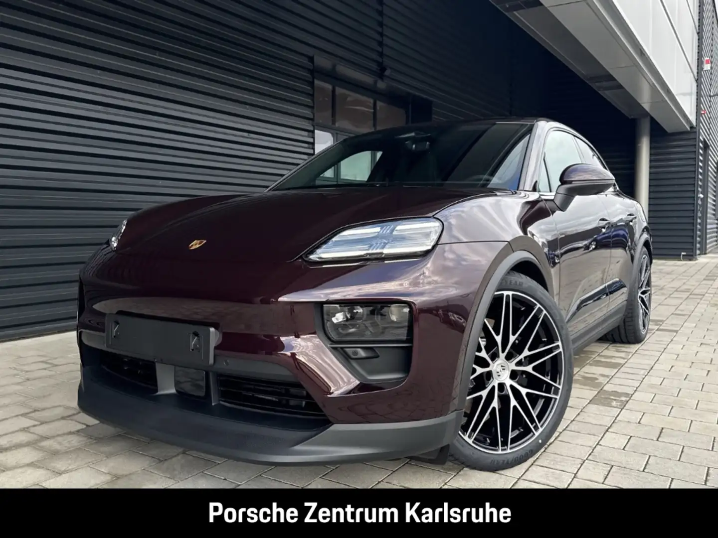 Porsche Macan 4S LED-Matrix Panoramadach Luftfederung Rot - 1