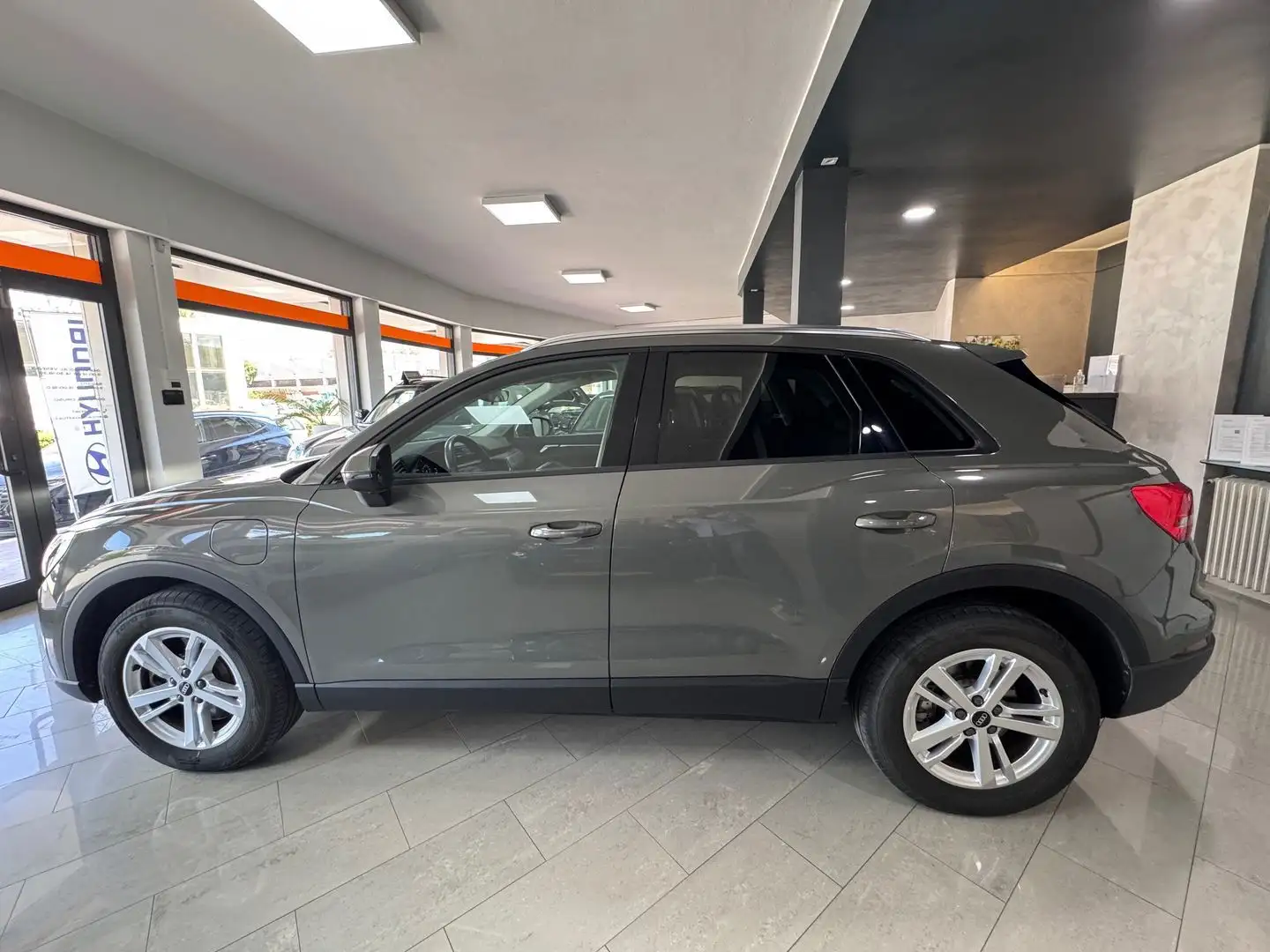 Audi Q3 Business Plus 1.4 45 TFSI e PHEV Grigio - 2