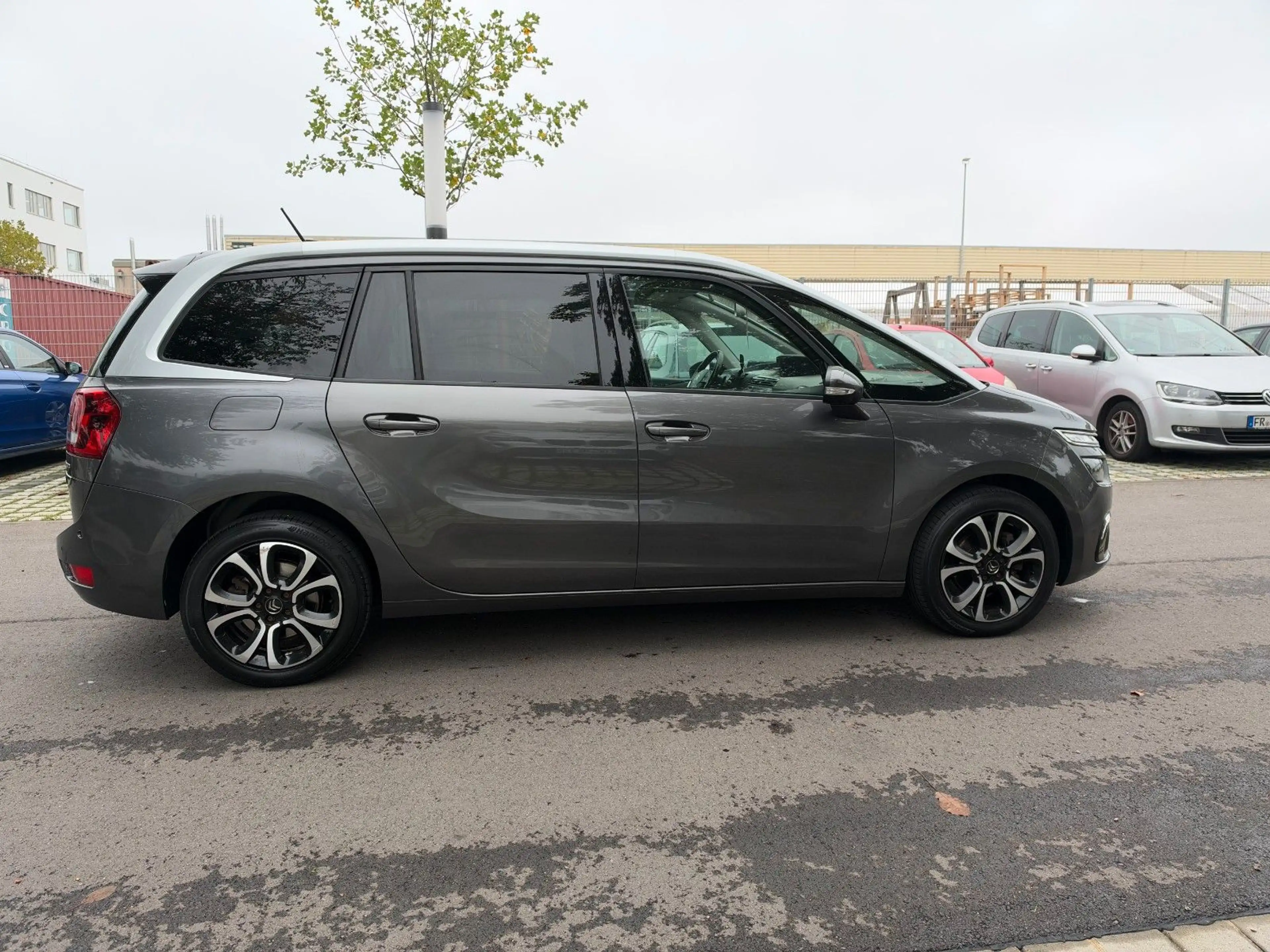 Citroen Grand C4 Picasso /Spacetourer Shine Garantie Tüv — photo 5