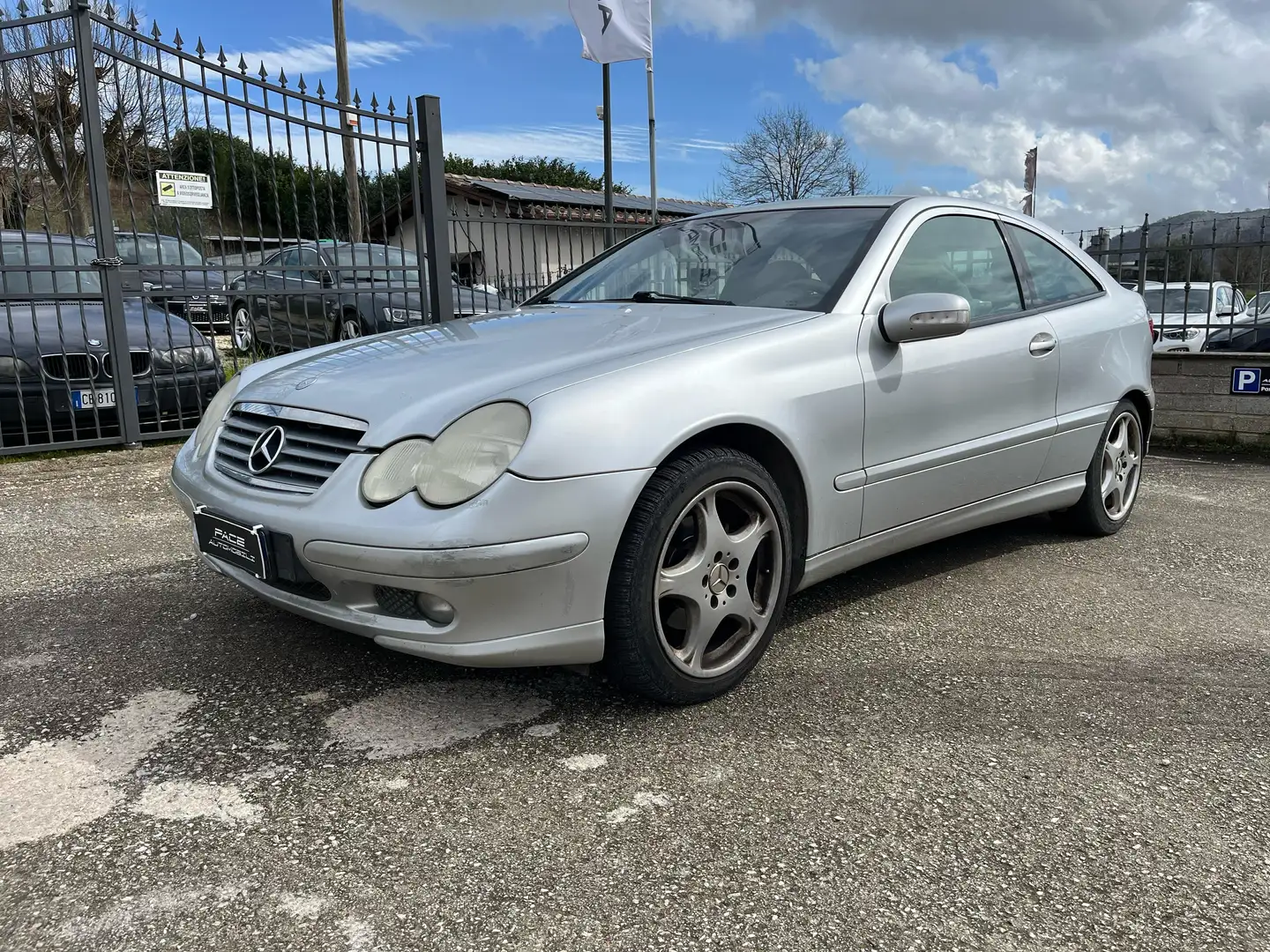 Mercedes-Benz C 220 CDI SPORT COUPE Silber - 1