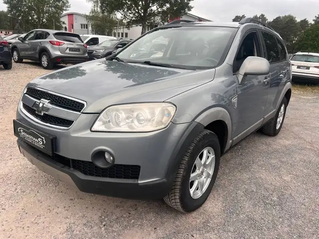 Chevrolet Captiva 2.0 D LS 7-Sitzer Klimaauto. AHK PDC