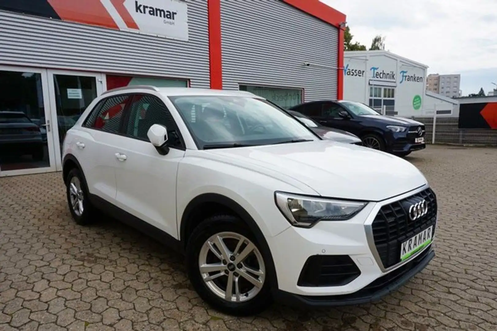 Audi Q3 40 TDI Quattro S-Tronic Kamera/Navi/VIRTUAL Weiß - 2