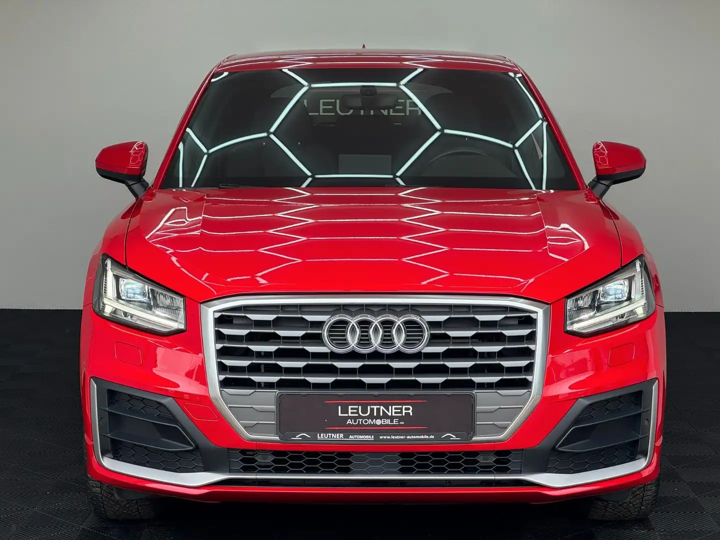 Audi Q2 1.4 TFSI S line Sport-Paket / Plus*LED*1.Hand Rot - 2