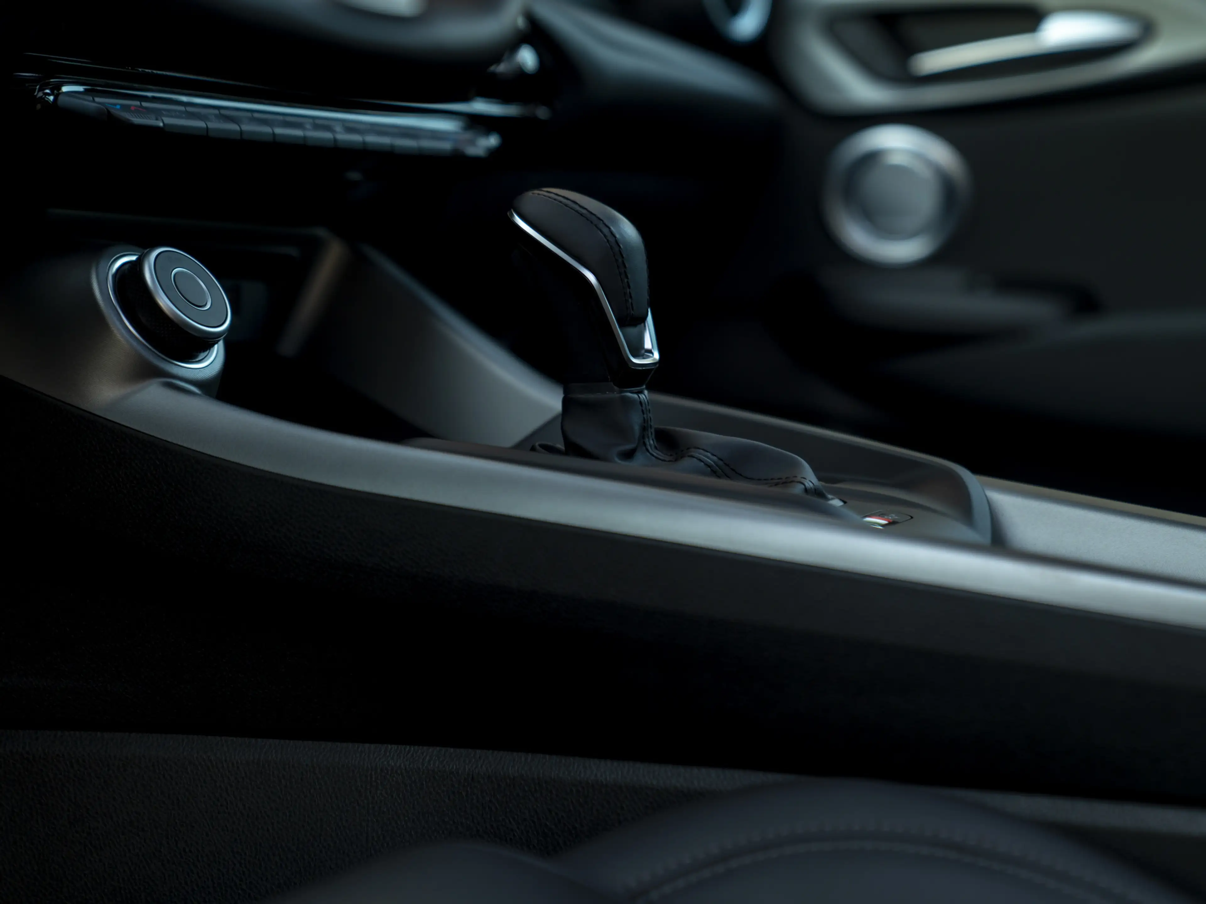 Alfa Romeo Tonale 1.3T PHEV Sprint | Full option | Pano-dak | 20 inc — photo 24