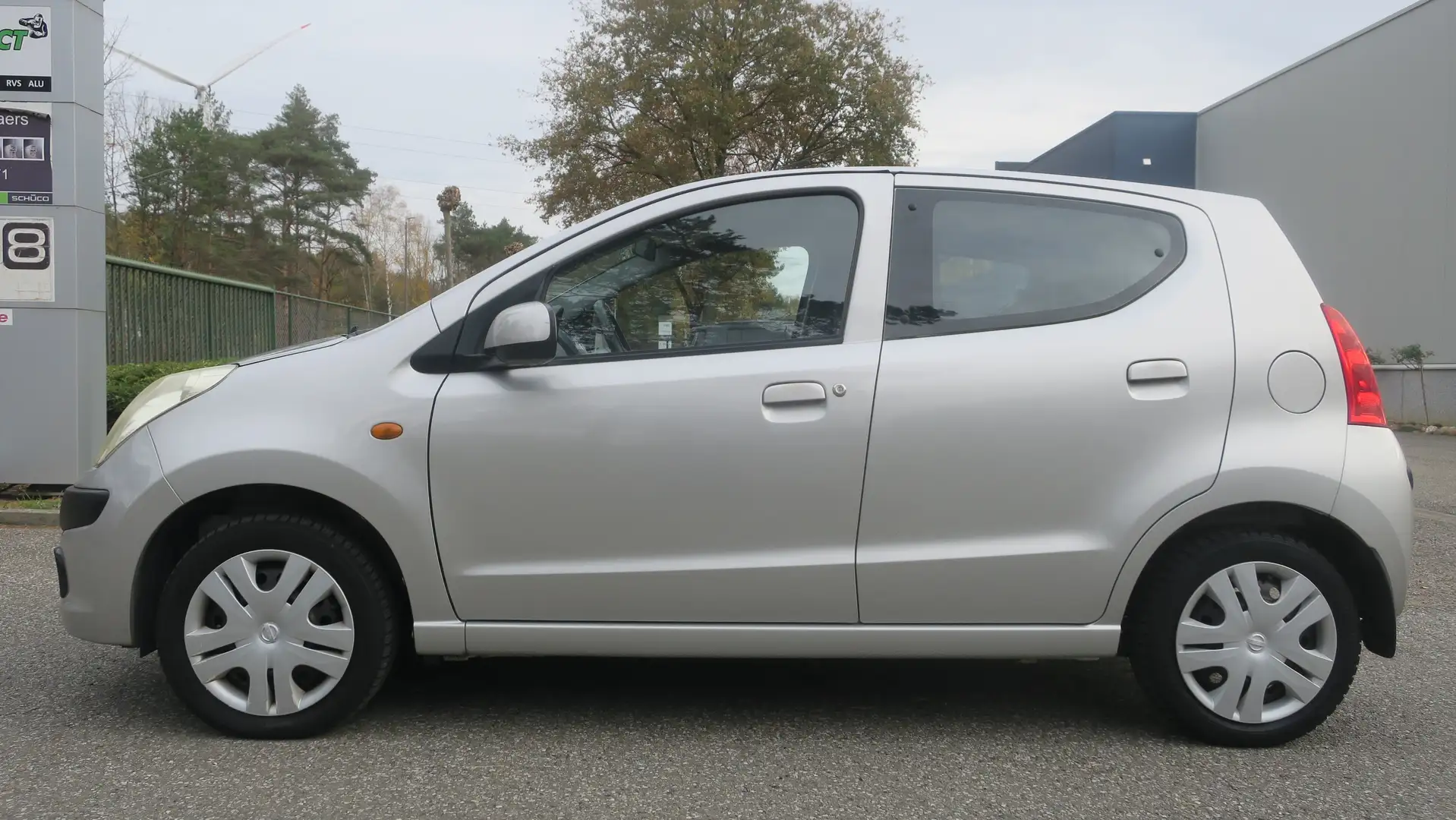 Nissan Pixo Pixo 1.0 more Argent - 2