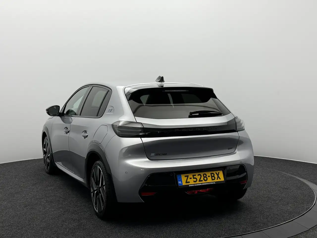 Peugeot E-208 EV GT 51 kWh 3-Fase SOH 96,5% Warmtepomp 3D i-, миниатюра 8