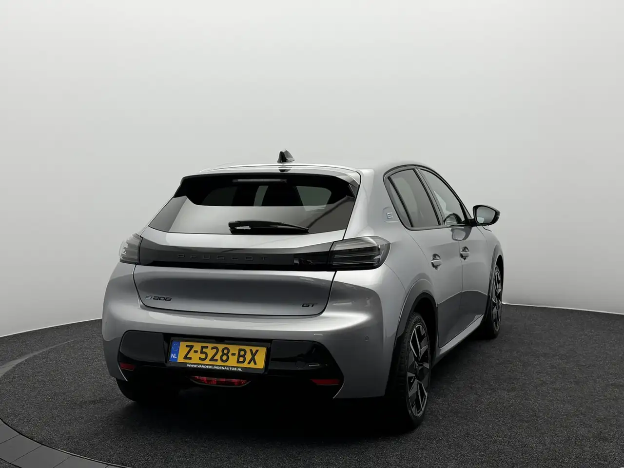 Peugeot E-208 EV GT 51 kWh 3-Fase SOH 96,5% Warmtepomp 3D i-, миниатюра 5