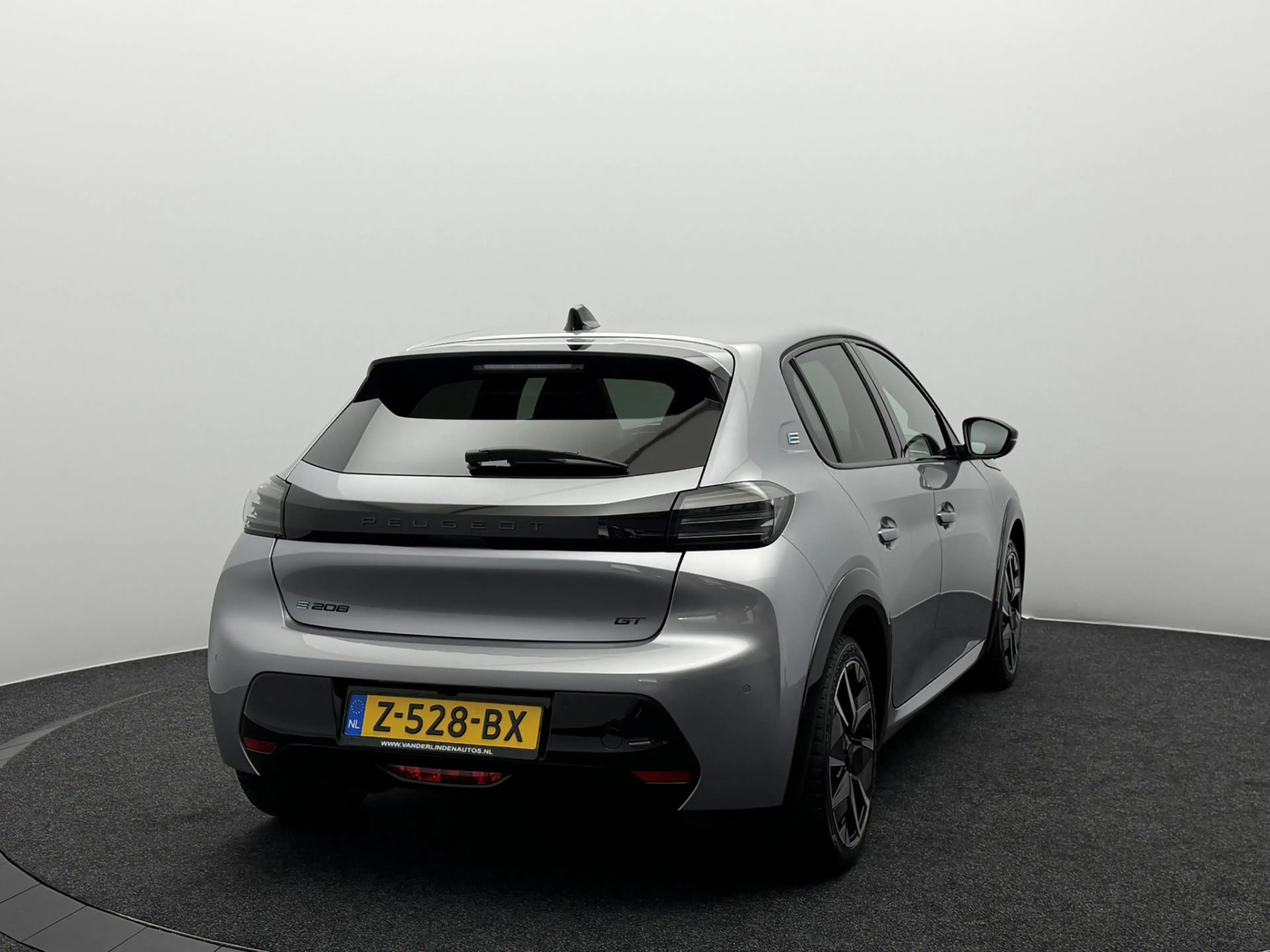 Peugeot e-208 EV GT 51 kWh 3-Fase SOH 96,5% | Warmtepomp | 3D i- — photo 5