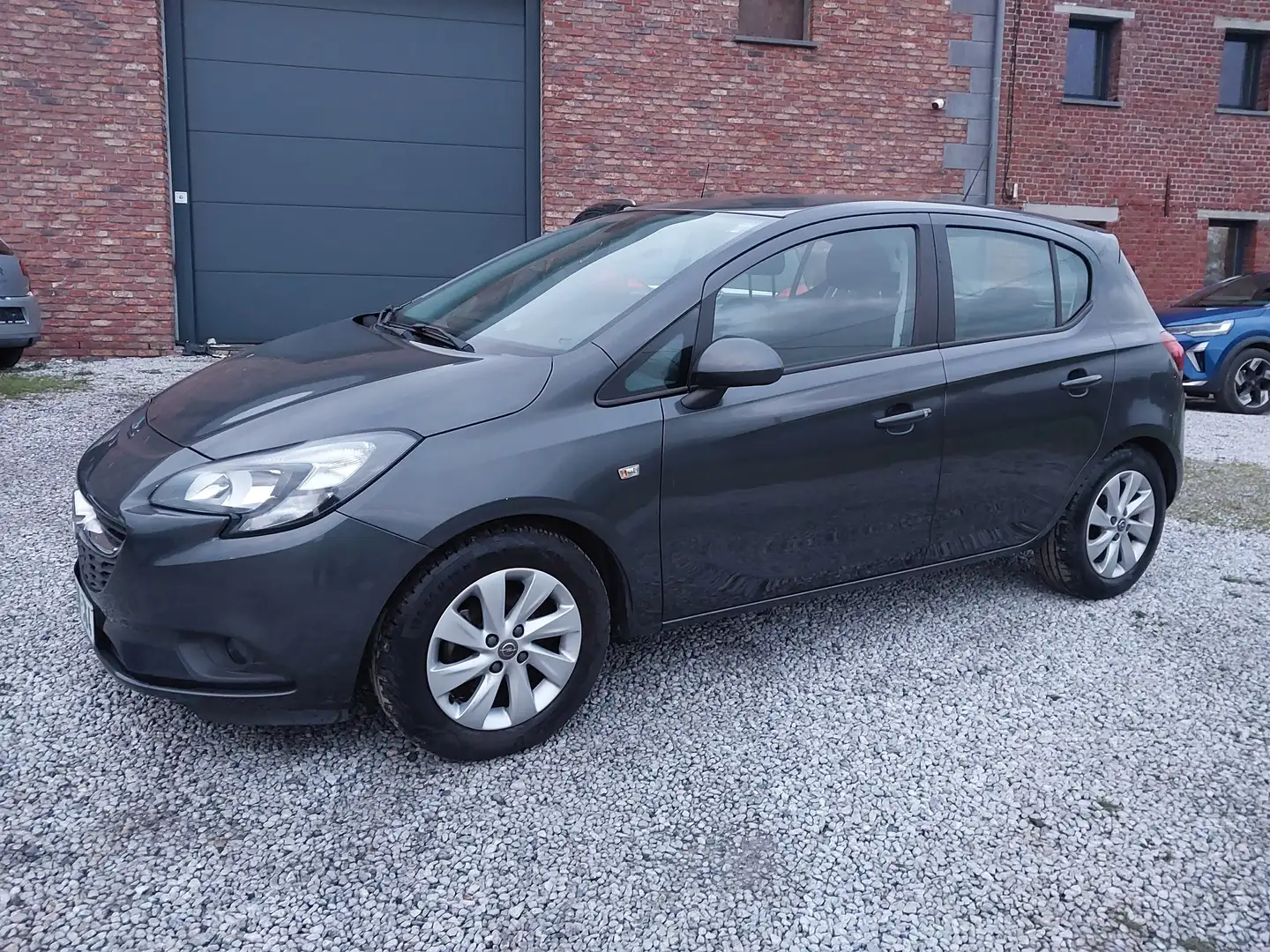 Opel Corsa Corsa 1.2i Essentia//État neuf//15000km! Gris - 2
