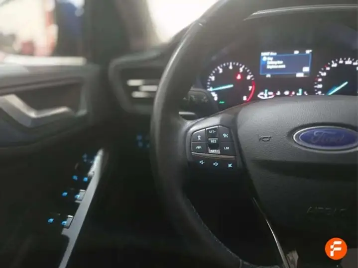 Ford Focus 2023, foto 19