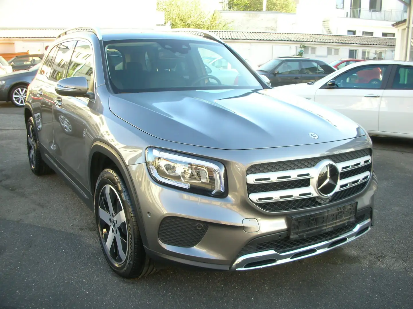 Mercedes-Benz GLB 200 d Automatik *Business *LED *Navi *19%-Mwst Gris - 1