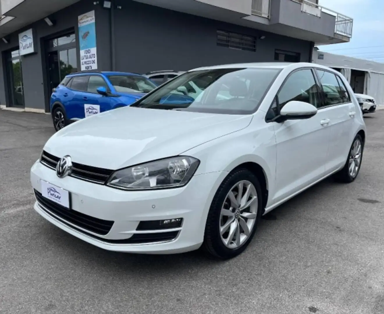 Volkswagen Golf 1.6 tdi Highline Executive (business) 110cv 5p dsg Bianco - 1