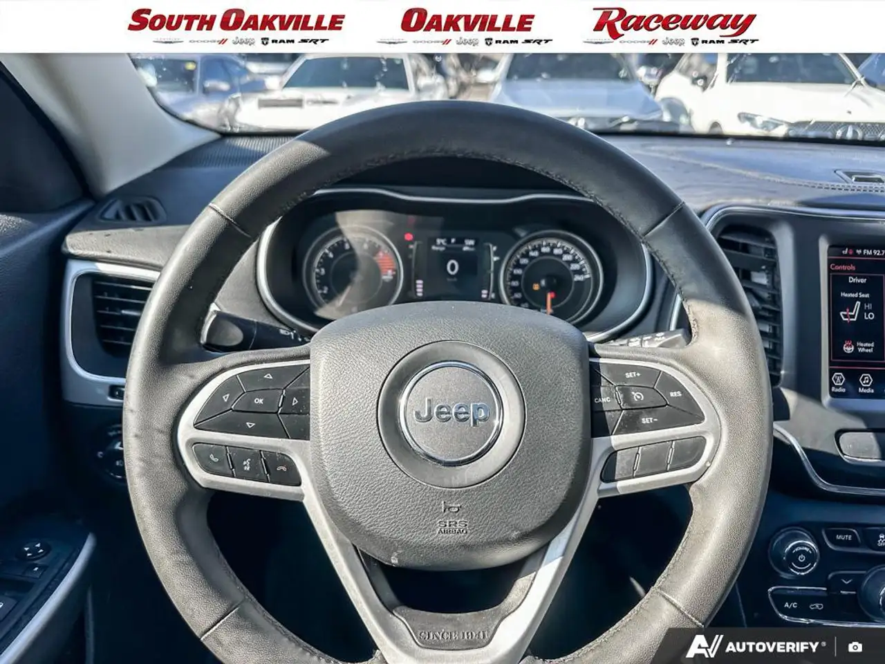 Jeep Cherokee снимка Jeep Cherokee