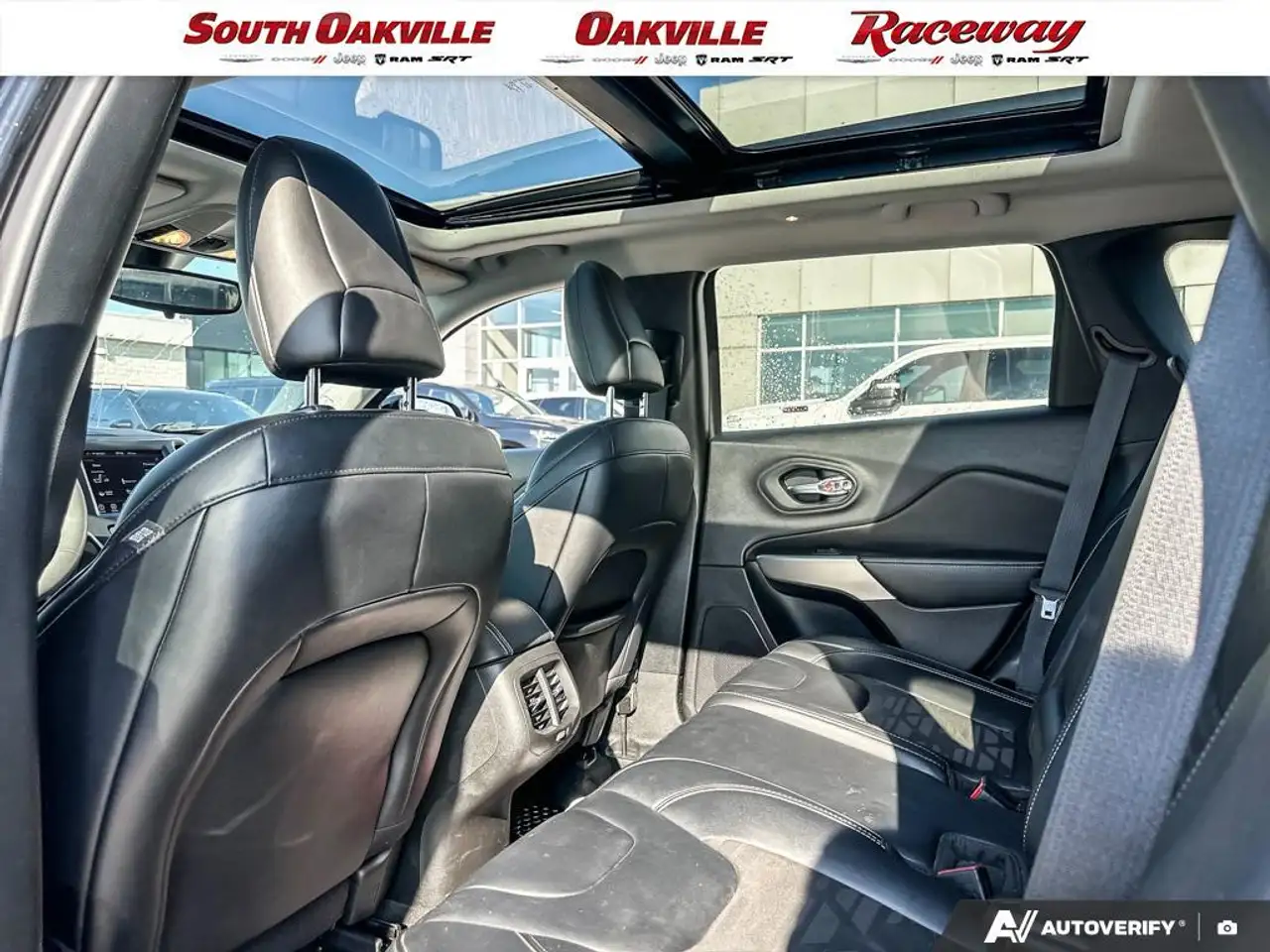 Jeep Cherokee снимка Jeep Cherokee
