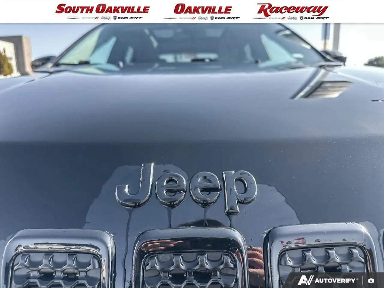 Jeep Cherokee снимка Jeep Cherokee