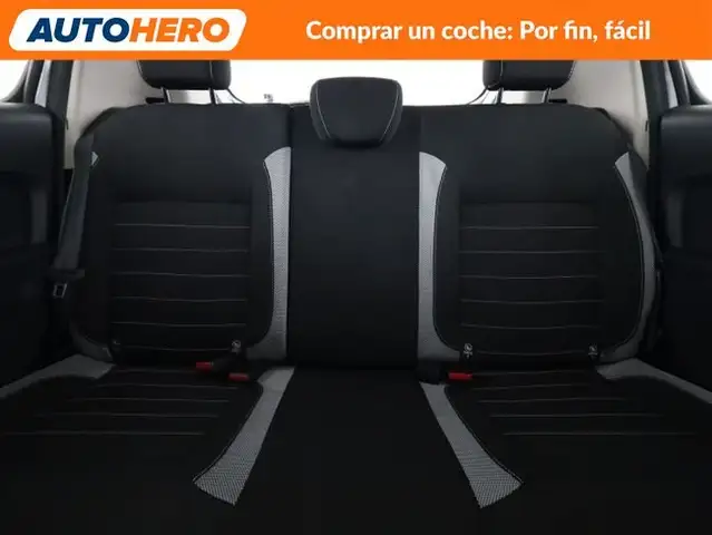 Dacia Sandero view 16